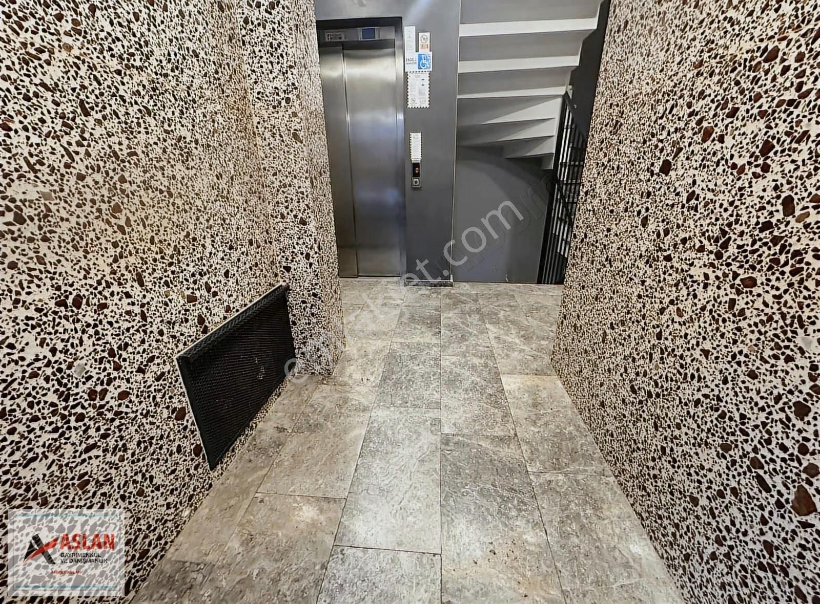 Üsküdar Ferah Mahallesinde Kiralık 2+1 80m2 Daire - Görsel 23