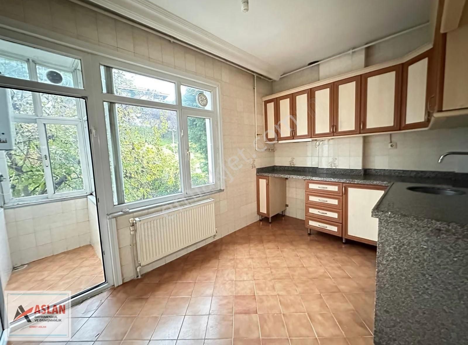 Üsküdar Çengelköyde Anacadde Üstü 125 M2 Geniş 3+1 Kiralık Daire - Görsel 5