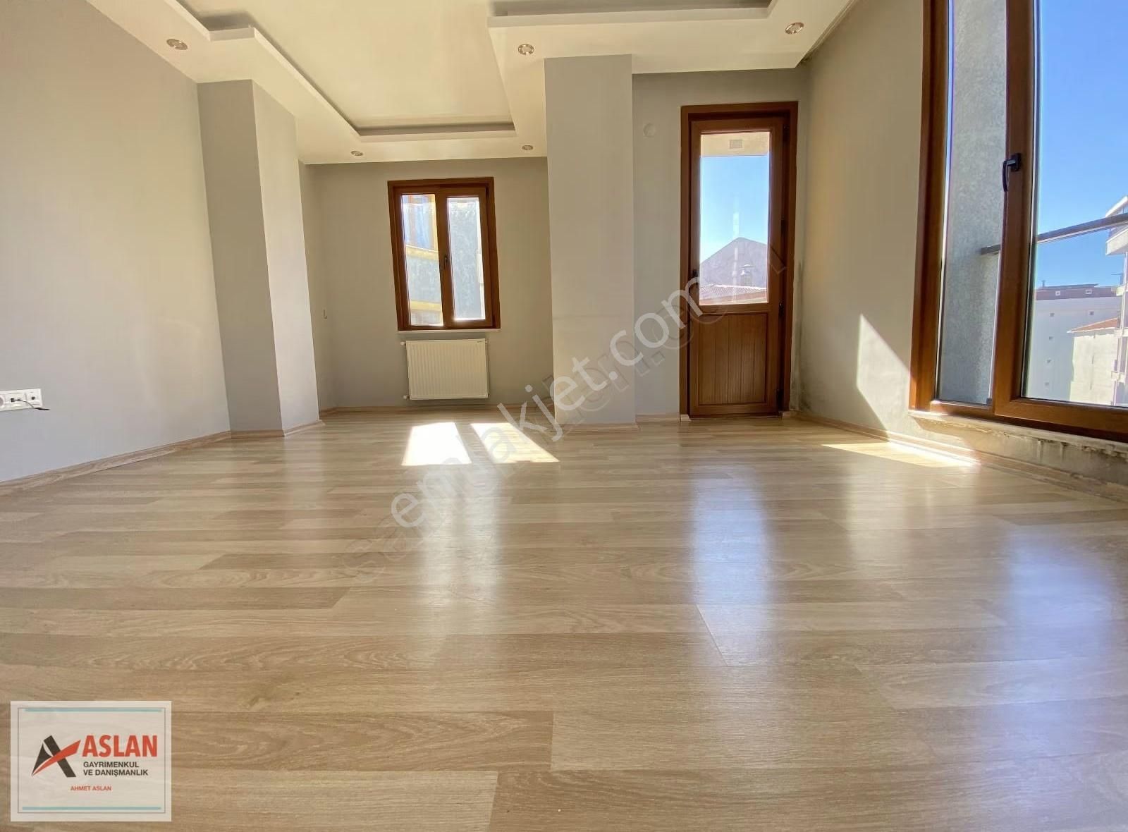 Çekmeköy Çatalmeşe Mh Satılık İskanlı 2+1 85 M'2 Ara Kat Daire - Görsel 12