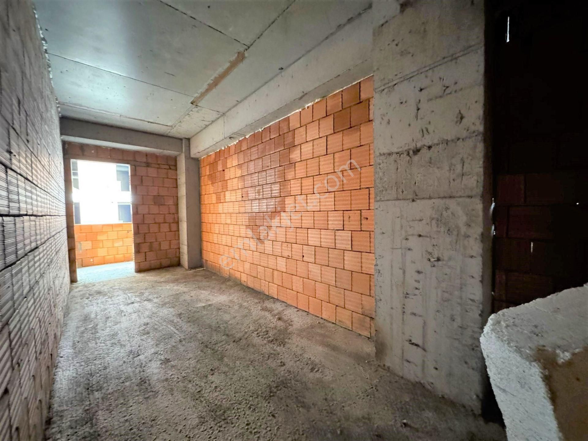 Bahçelievler Feritselimpaşa Caddesi'ne 3.binada 5.kat 2+1 Daire - Görsel 8