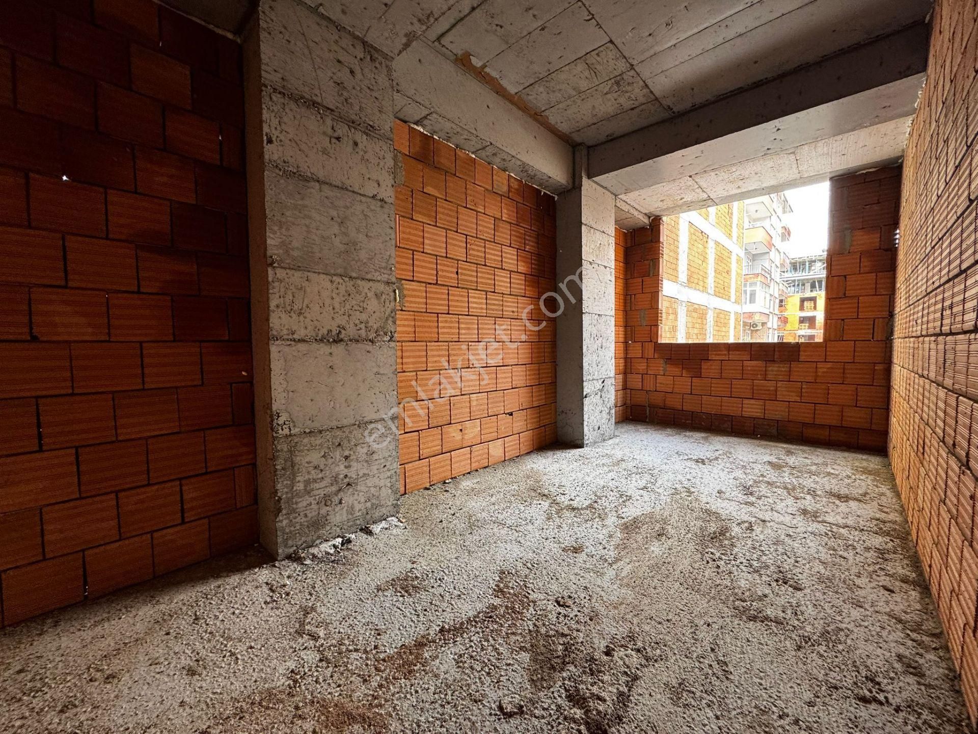 Bahçelievler Feritselimpaşa Caddesi'ne 3.binada 5.kat 2+1 Daire - Görsel 14