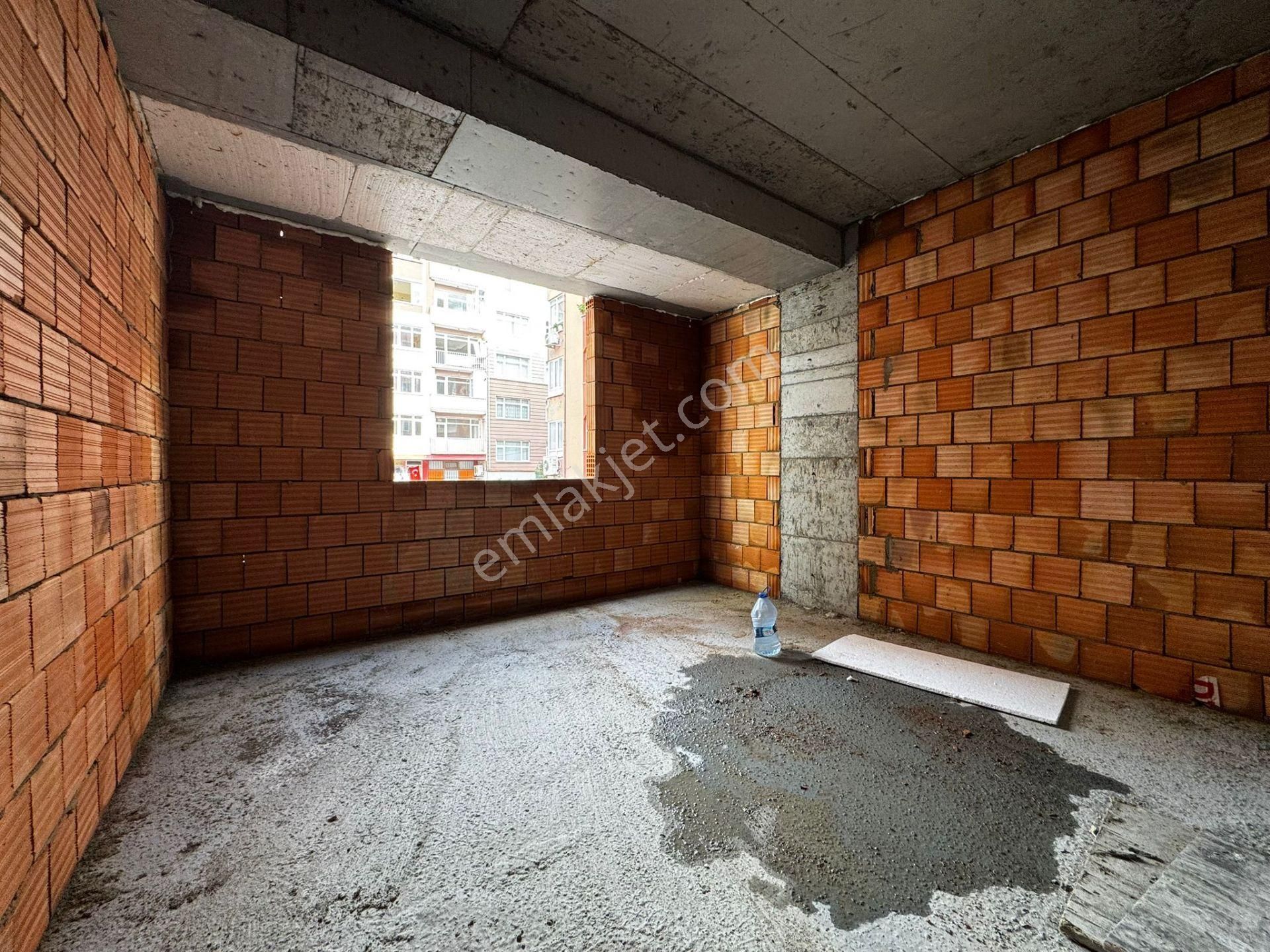 Bahçelievler Feritselimpaşa Caddesi'ne 3.binada 5.kat 2+1 Daire - Görsel 11