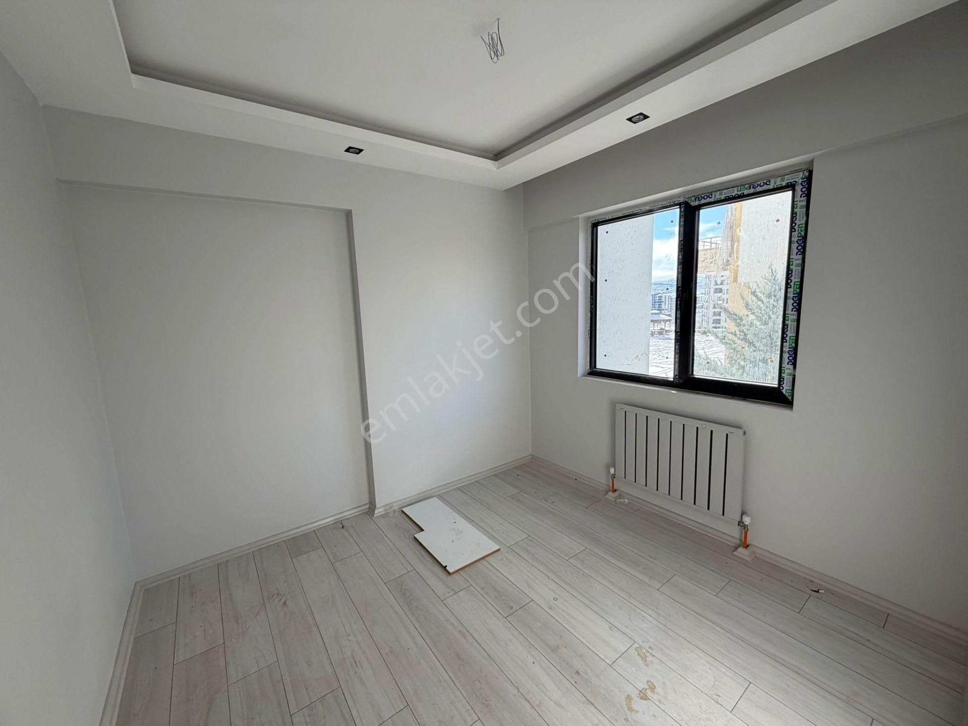 Mevsim Gayrimenkulden Çaydaçıra Mahallesi Satılık 2+1 Lüks Daire - Görsel 34