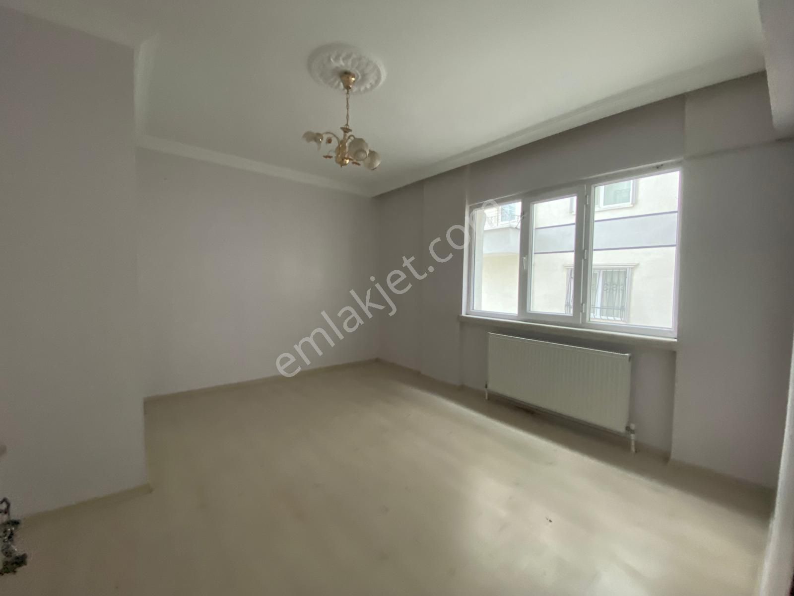 Koza Emlak'tan Mareşal Çakmak Mahalesinde Full Yapılı Kat Konumunda 3+1 Güney Ön Cepheli Dairee - Görsel 21