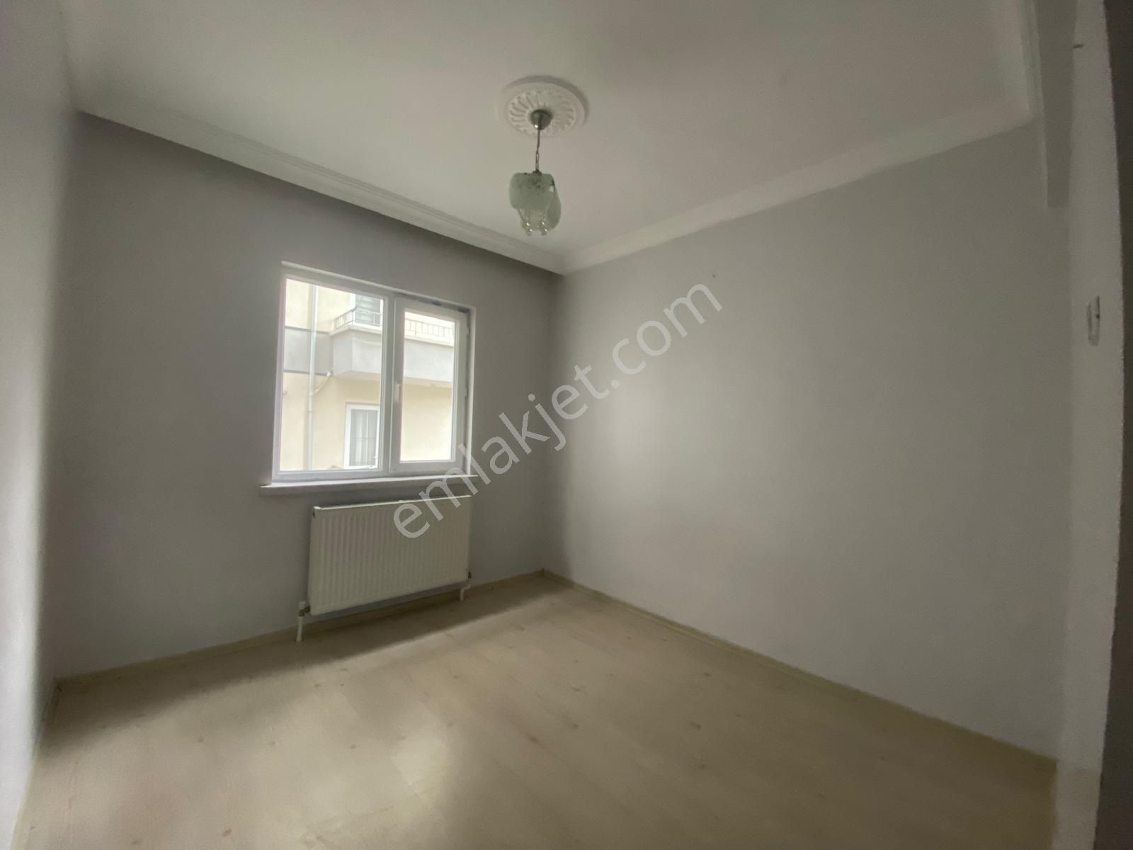 Koza Emlak'tan Mareşal Çakmak Mahalesinde Full Yapılı Kat Konumunda 3+1 Güney Ön Cepheli Dairee - Görsel 16