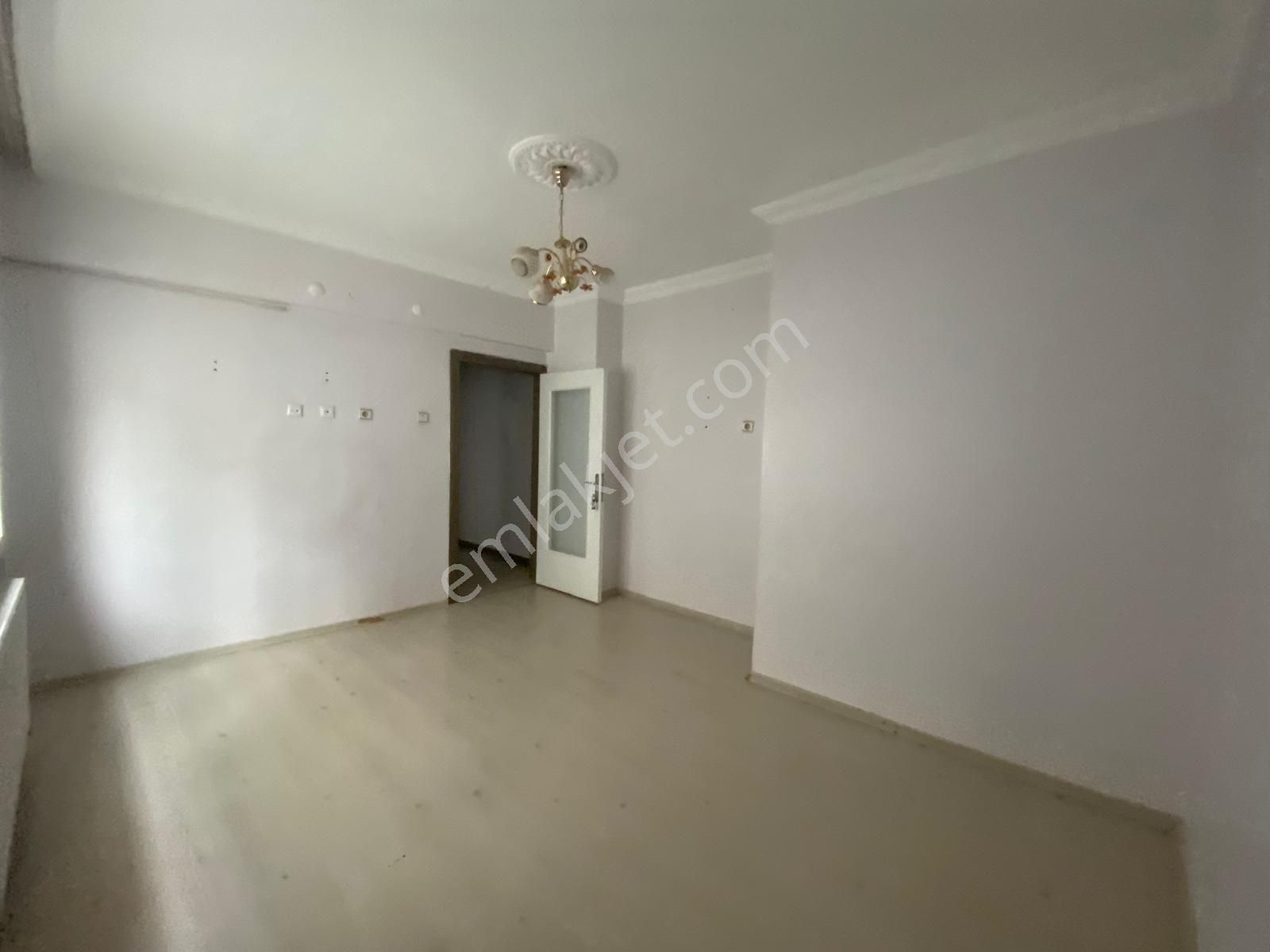 Koza Emlak'tan Mareşal Çakmak Mahalesinde Full Yapılı Kat Konumunda 3+1 Güney Ön Cepheli Dairee - Görsel 29