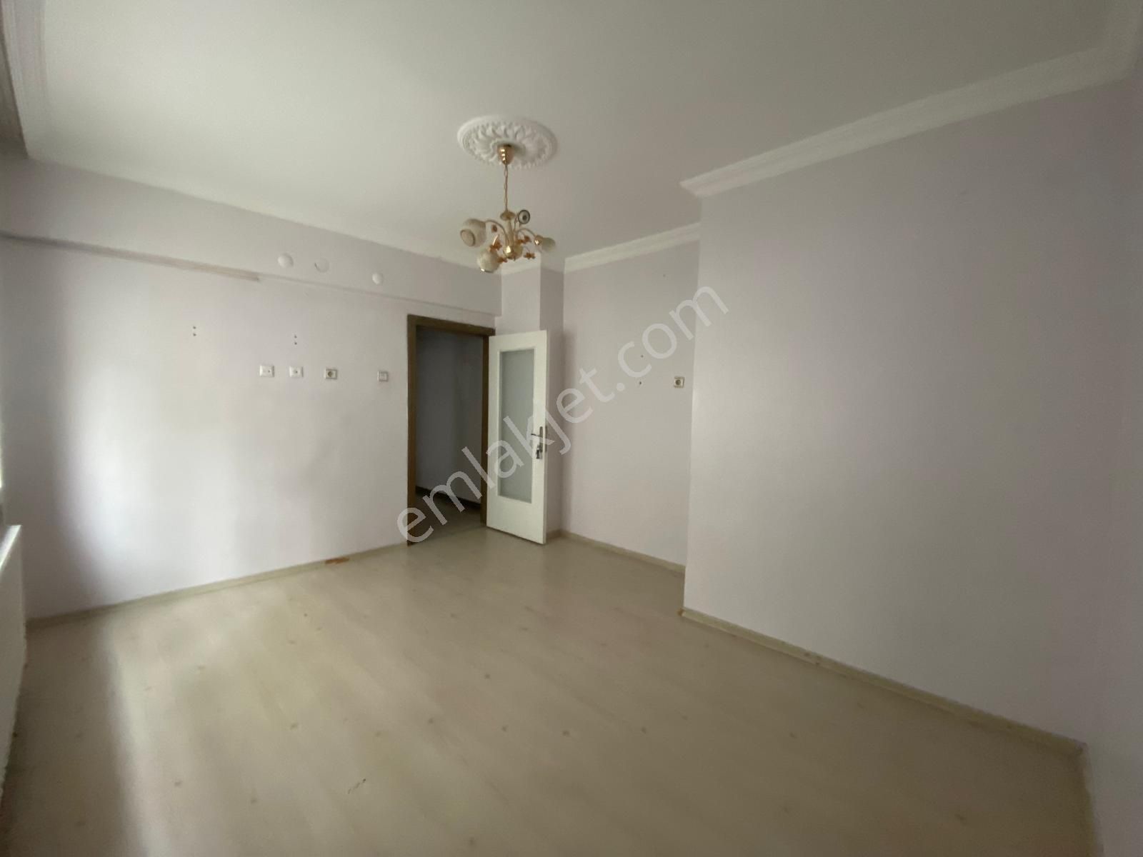 Koza Emlak'tan Mareşal Çakmak Mahalesinde Full Yapılı Kat Konumunda 3+1 Güney Ön Cepheli Dairee - Görsel 22