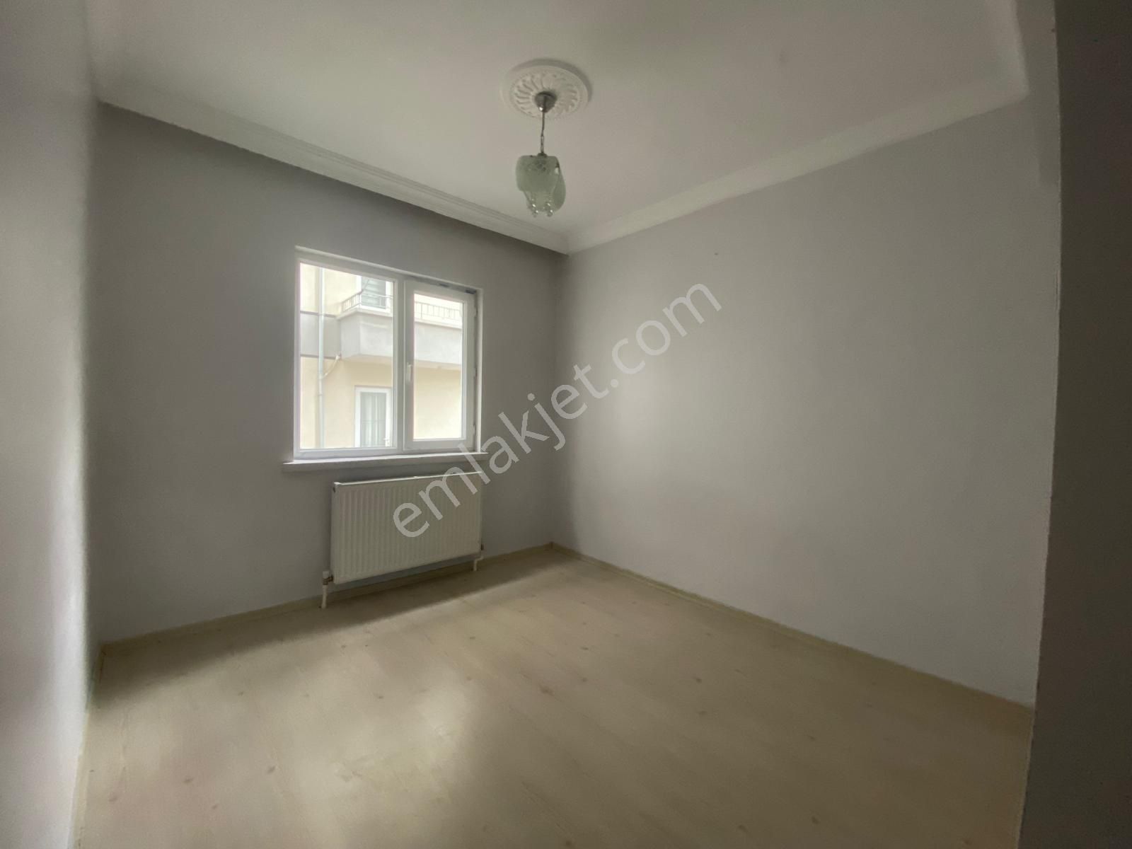 Koza Emlak'tan Mareşal Çakmak Mahalesinde Full Yapılı Kat Konumunda 3+1 Güney Ön Cepheli Dairee - Görsel 11