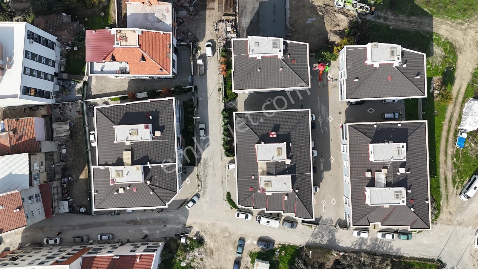Zeki Emlak'tan Muradiye Mh. Site İçinde 2+1 Satılık Daire - Görsel 26