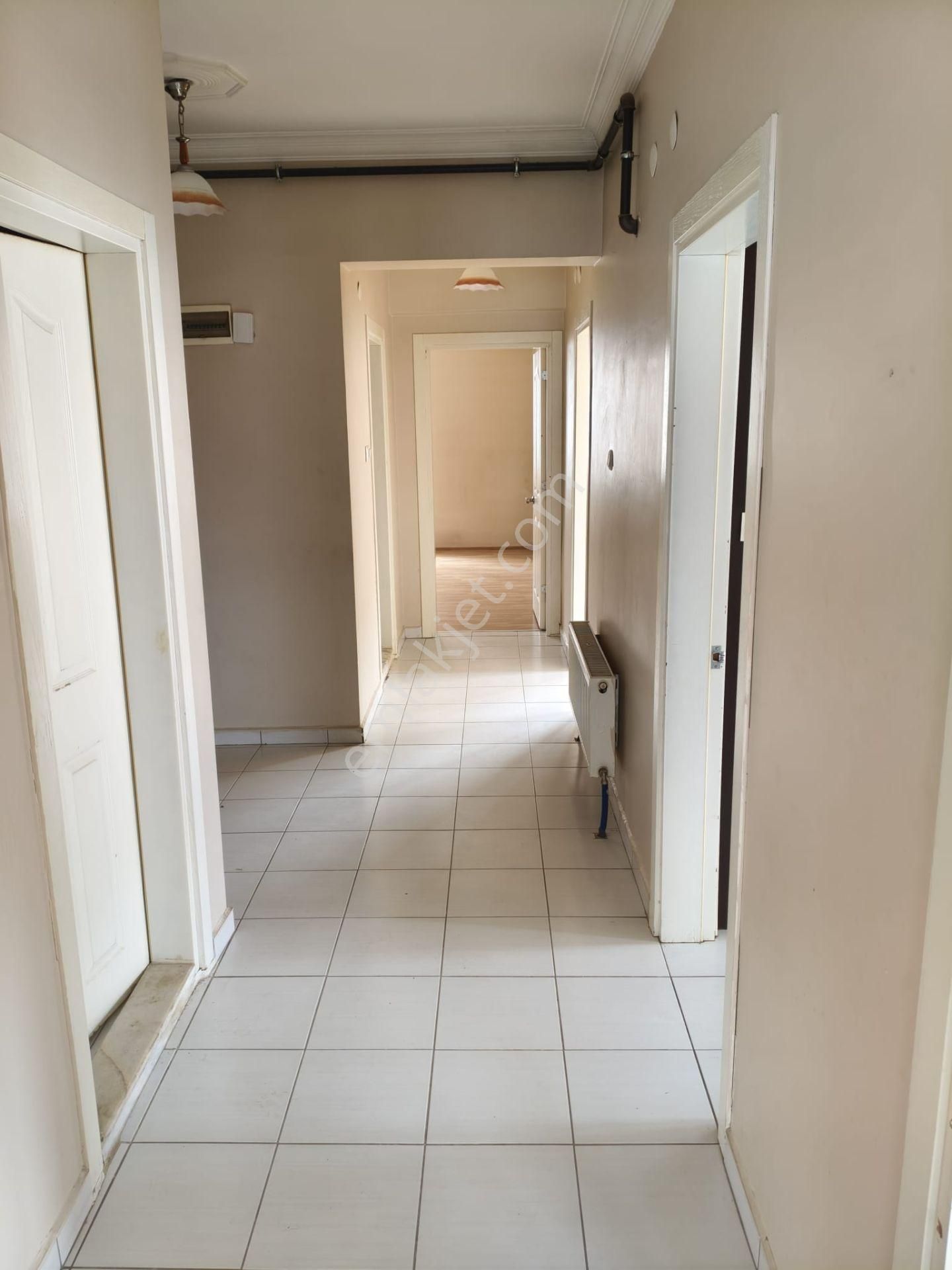 Yarenler Mahallesinde 3 Yol Ağzında Ara Kat Kiralık Daire - Görsel 10