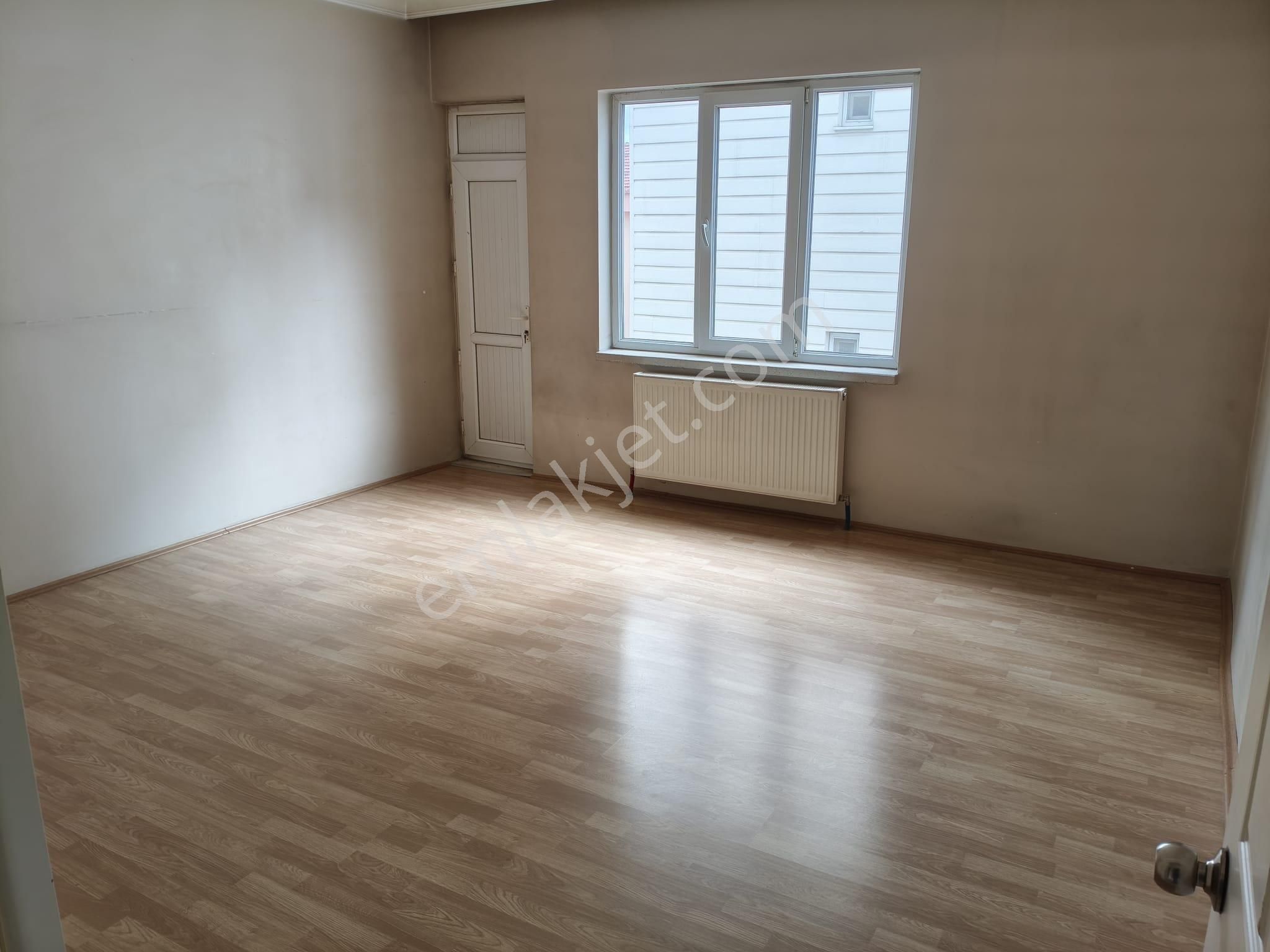 Yarenler Mahallesinde 3 Yol Ağzında Ara Kat Kiralık Daire - Görsel 8