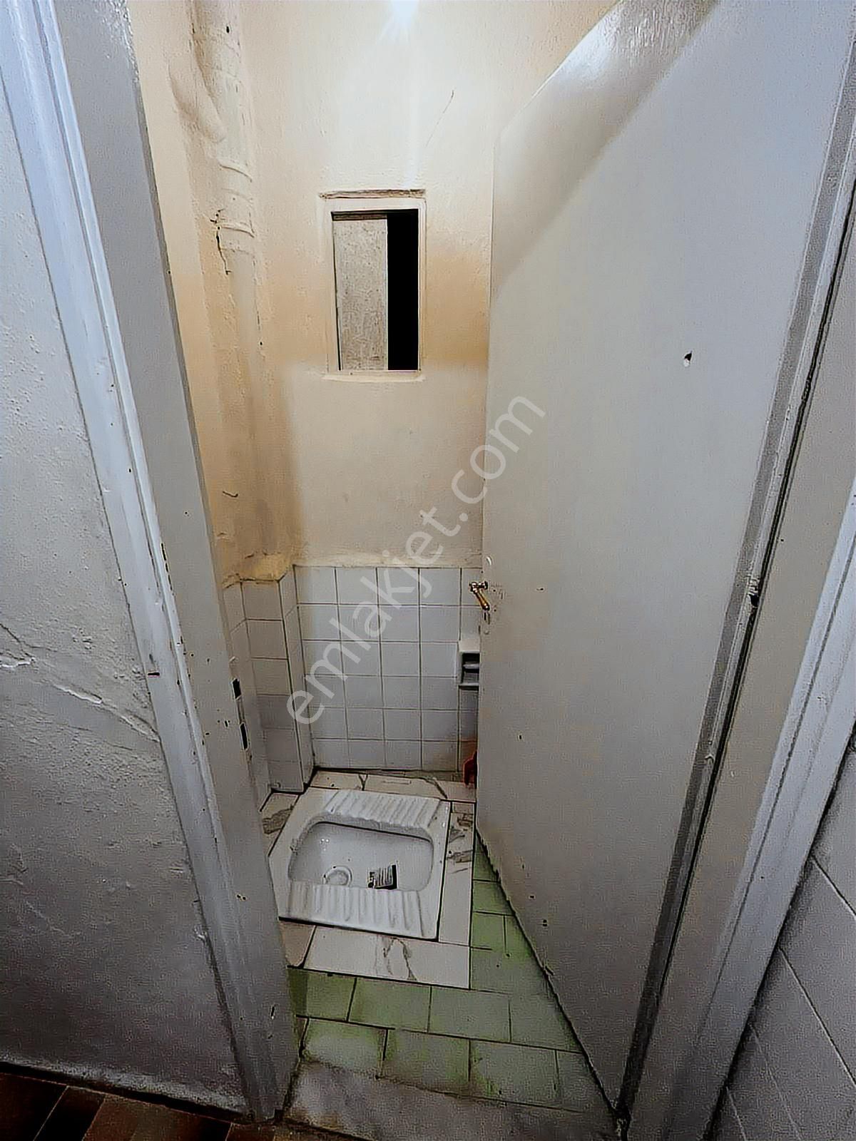 Eğitim Mahallesi Proftezok Caddesinde - Görsel 3