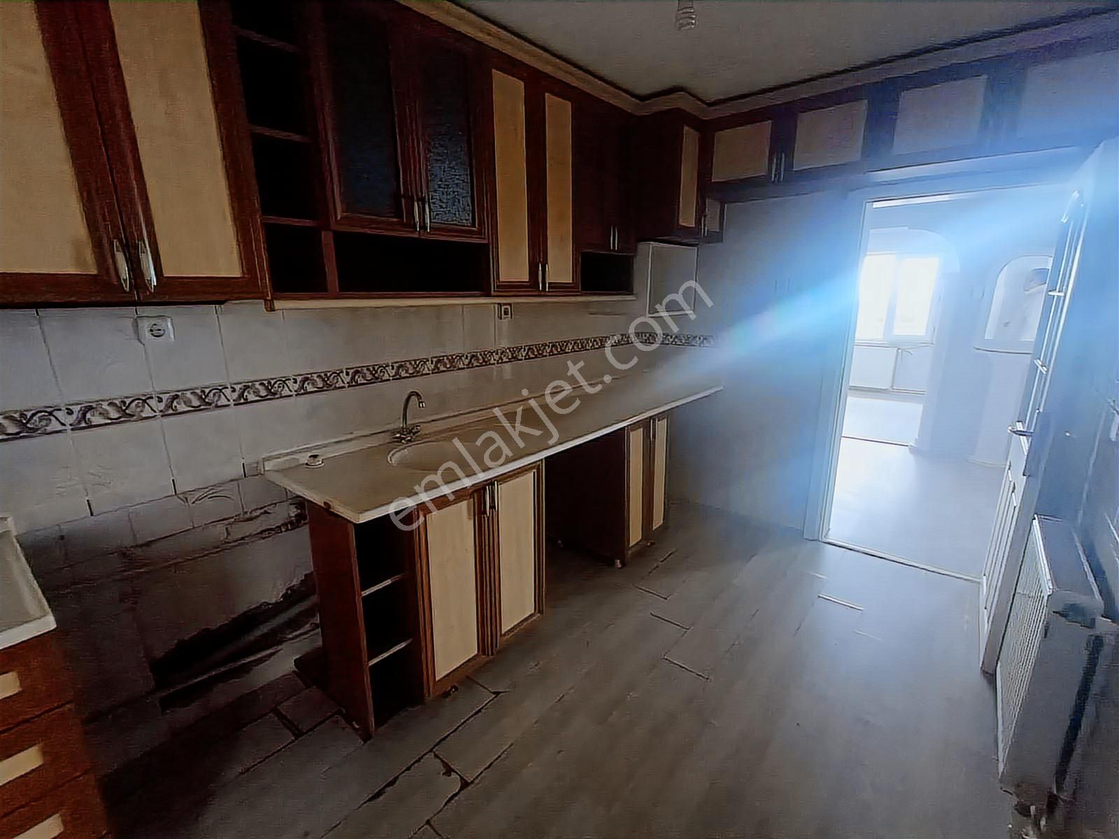 Degirmenlikizik 3+1 Ara Kat Kiralik Daire - Görsel 7