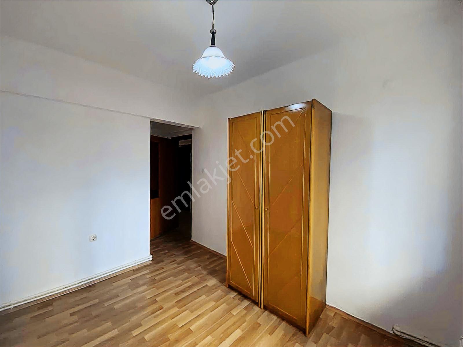 1+1 Fiyatına Esenlerde Fırsat 3+1 - Görsel 21