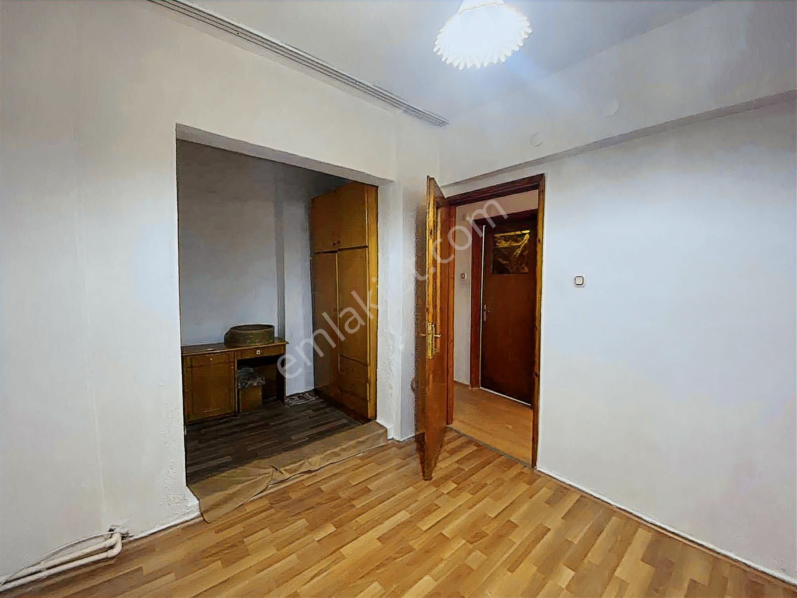 1+1 Fiyatına Esenlerde Fırsat 3+1 - Görsel 11