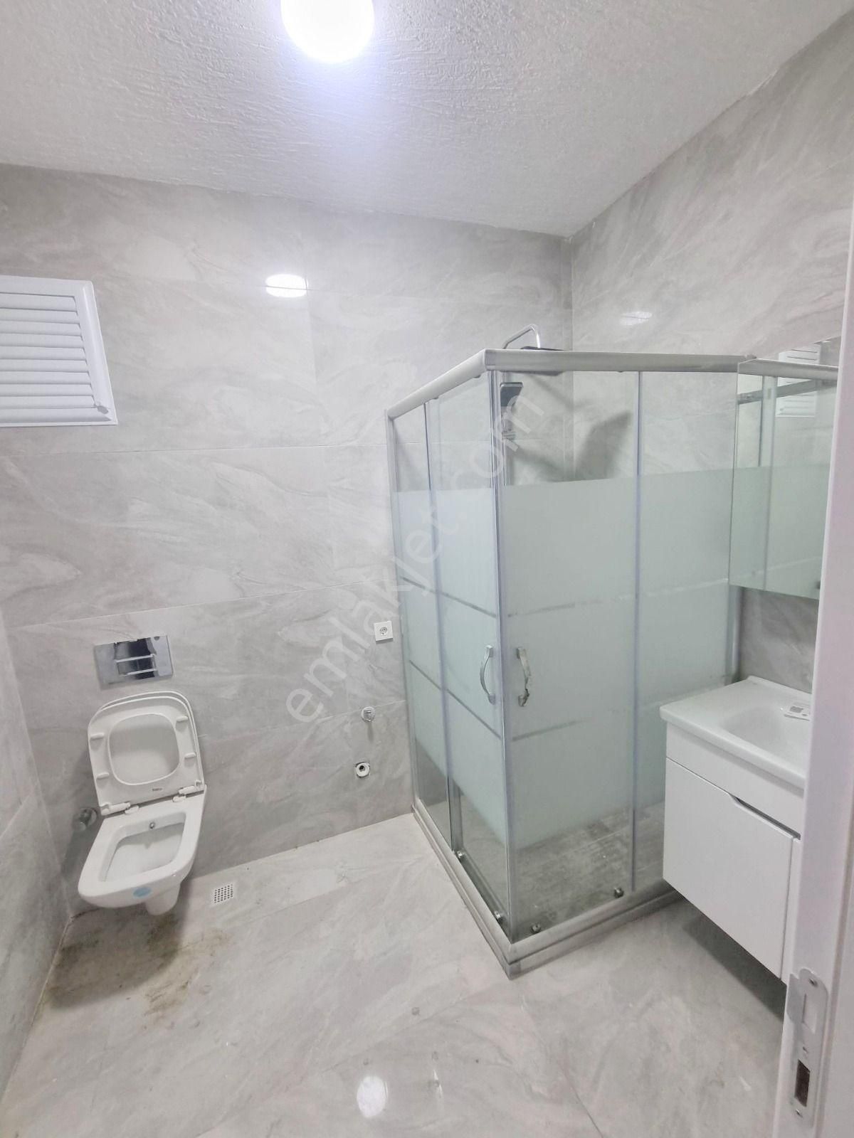 Tarabyaüstü Cumhuriyette Komple Yeni Binada 2+1 Girişkat Daire - Görsel 13