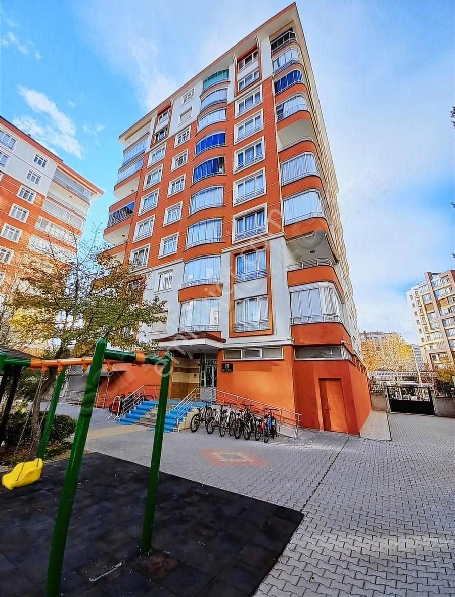 Çok Acil Yazırın Merkezinde Verapark Da 3+1 Arakat Satılık Daire - Görsel 2