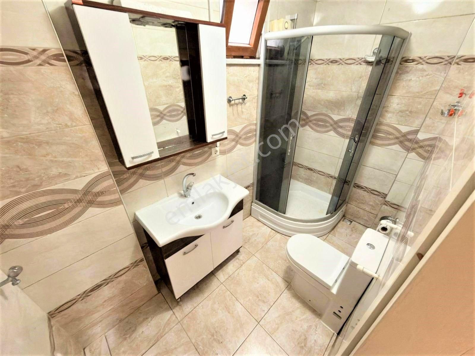 🌀gültaş Emlaktan Akçay Merkez'de Satılık – Denize Yakın – Ön Cephe 2+1 Daire Fırsatı - Görsel 23
