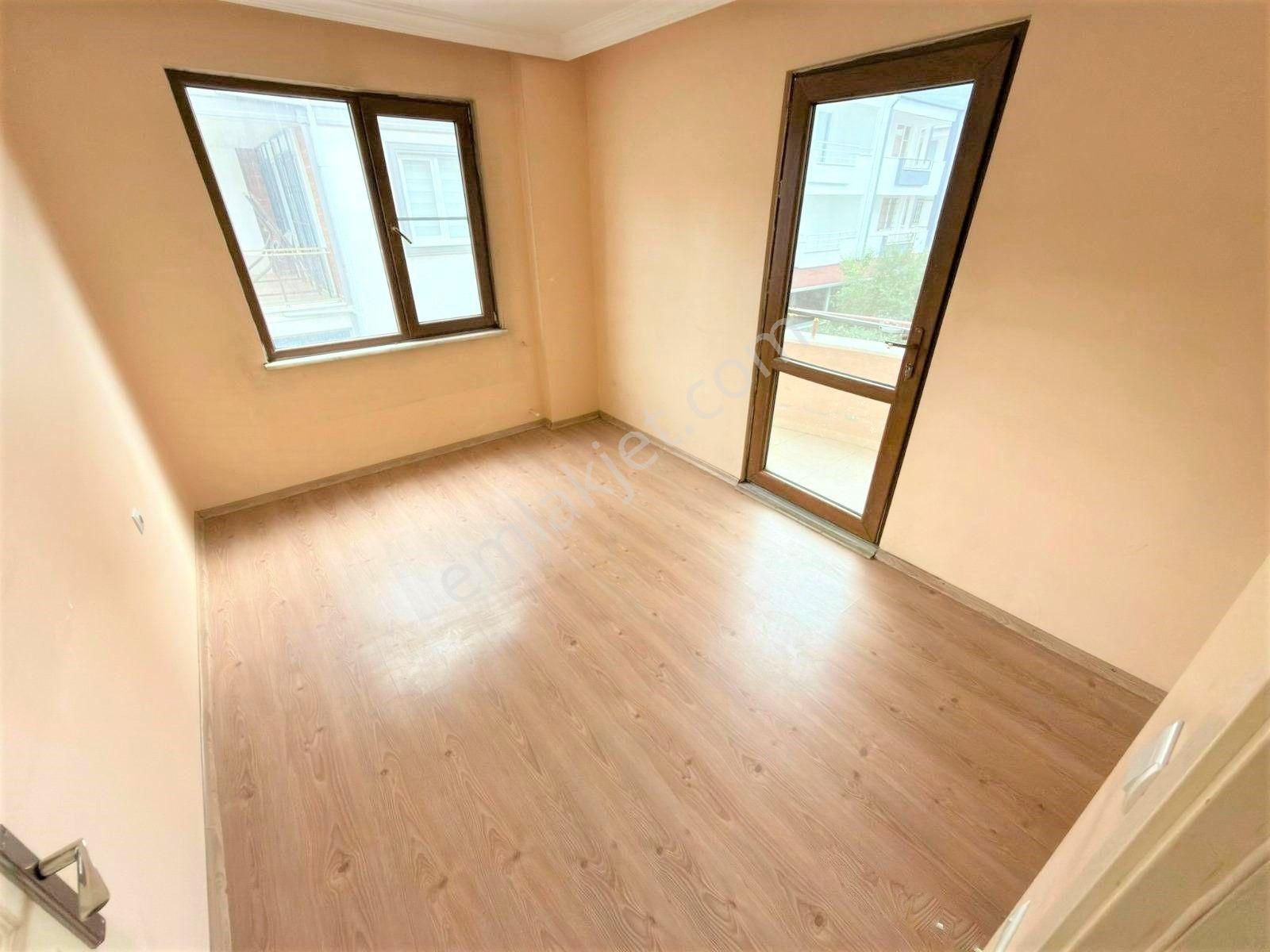 🌀gültaş Emlaktan Akçay Merkez'de Satılık – Denize Yakın – Ön Cephe 2+1 Daire Fırsatı - Görsel 15