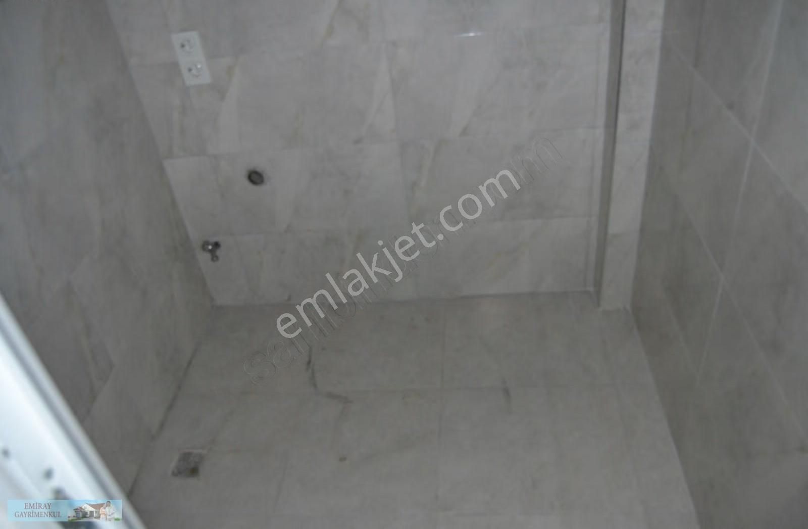 Emiray Dan Atakent Mahallesinde Kiralık 2+1 Daire - Görsel 18