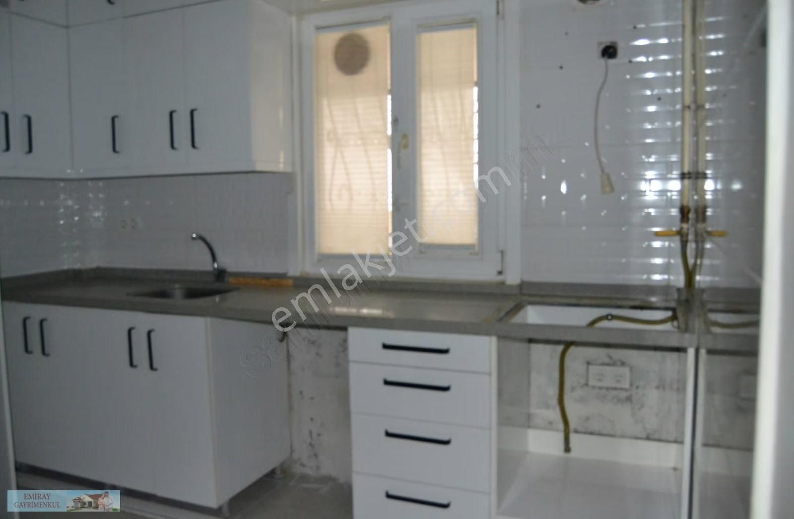 Emiray Dan Atakent Mahallesinde Kiralık 2+1 Daire - Görsel 5