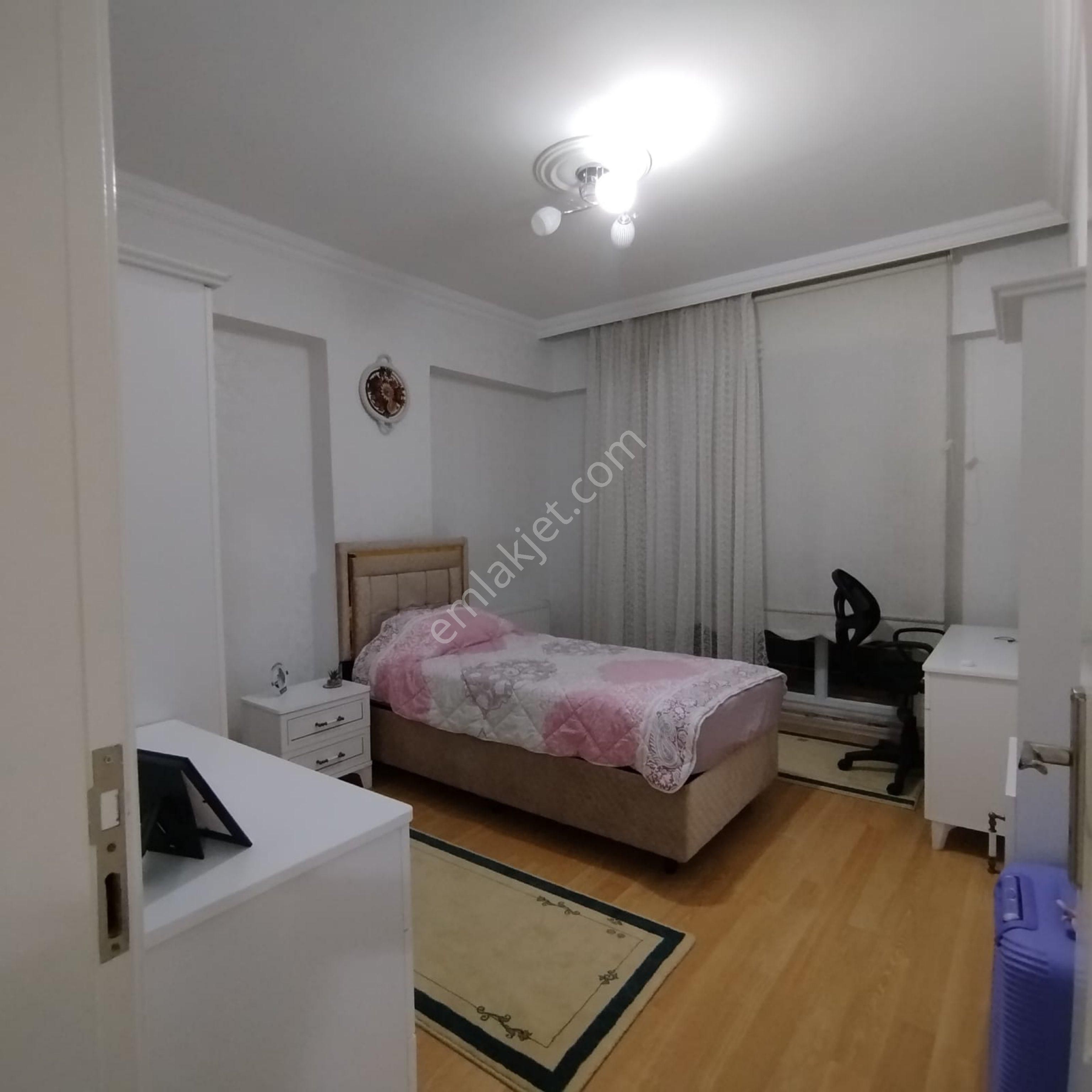 Şahintepede Acil Satılık 3+1 - Görsel 11