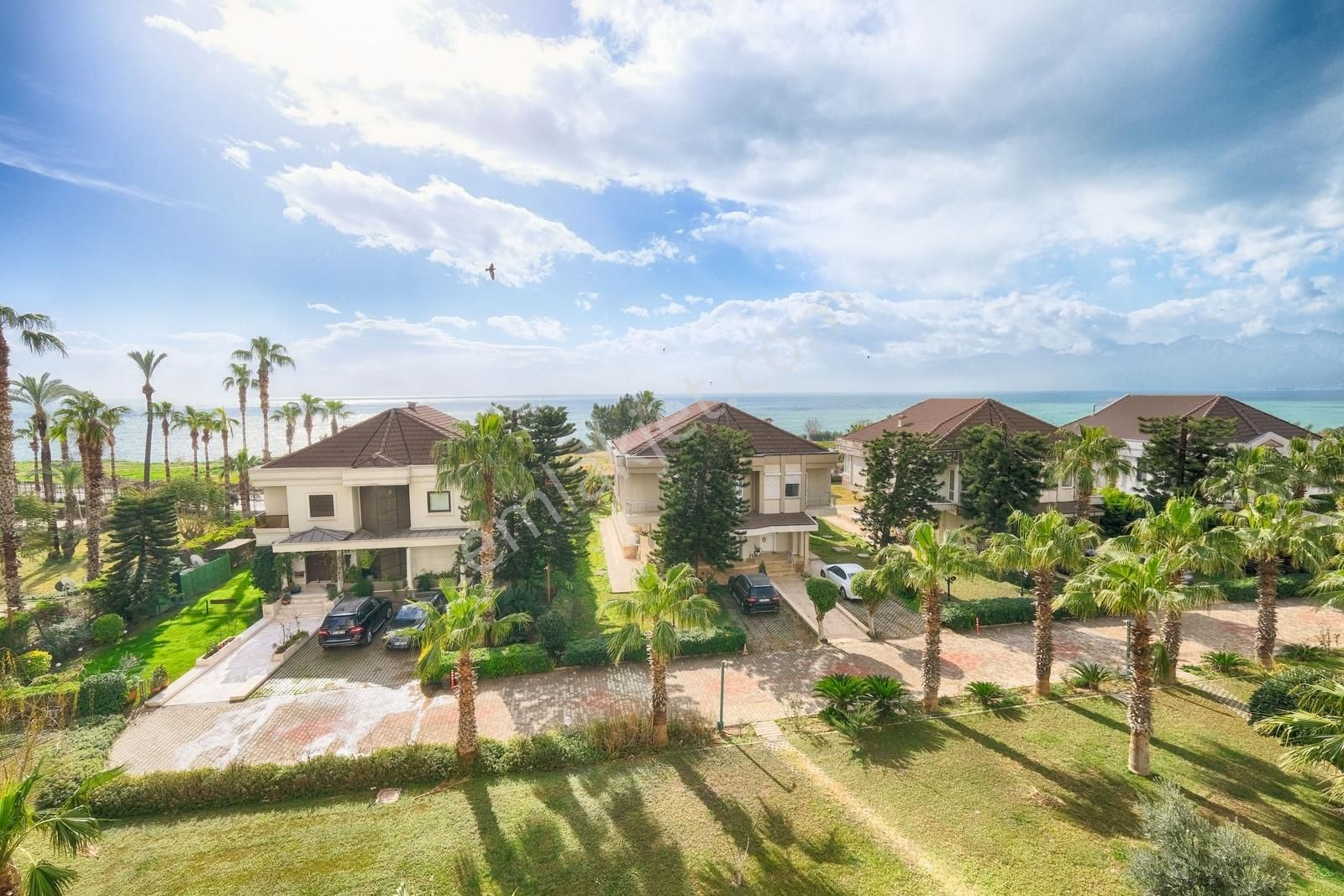 Çağrı Emlak'tan Hacı Çalık Sitesinde, Deniz Manzaralı 4+1 Daire. - Görsel 11