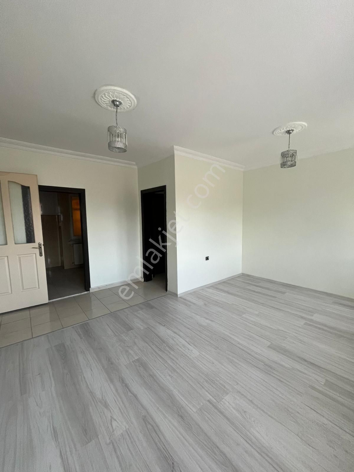 Denizli Merkezde Büyük Teraslı Manzaralı 2+1 Çatı Katı - Görsel 6