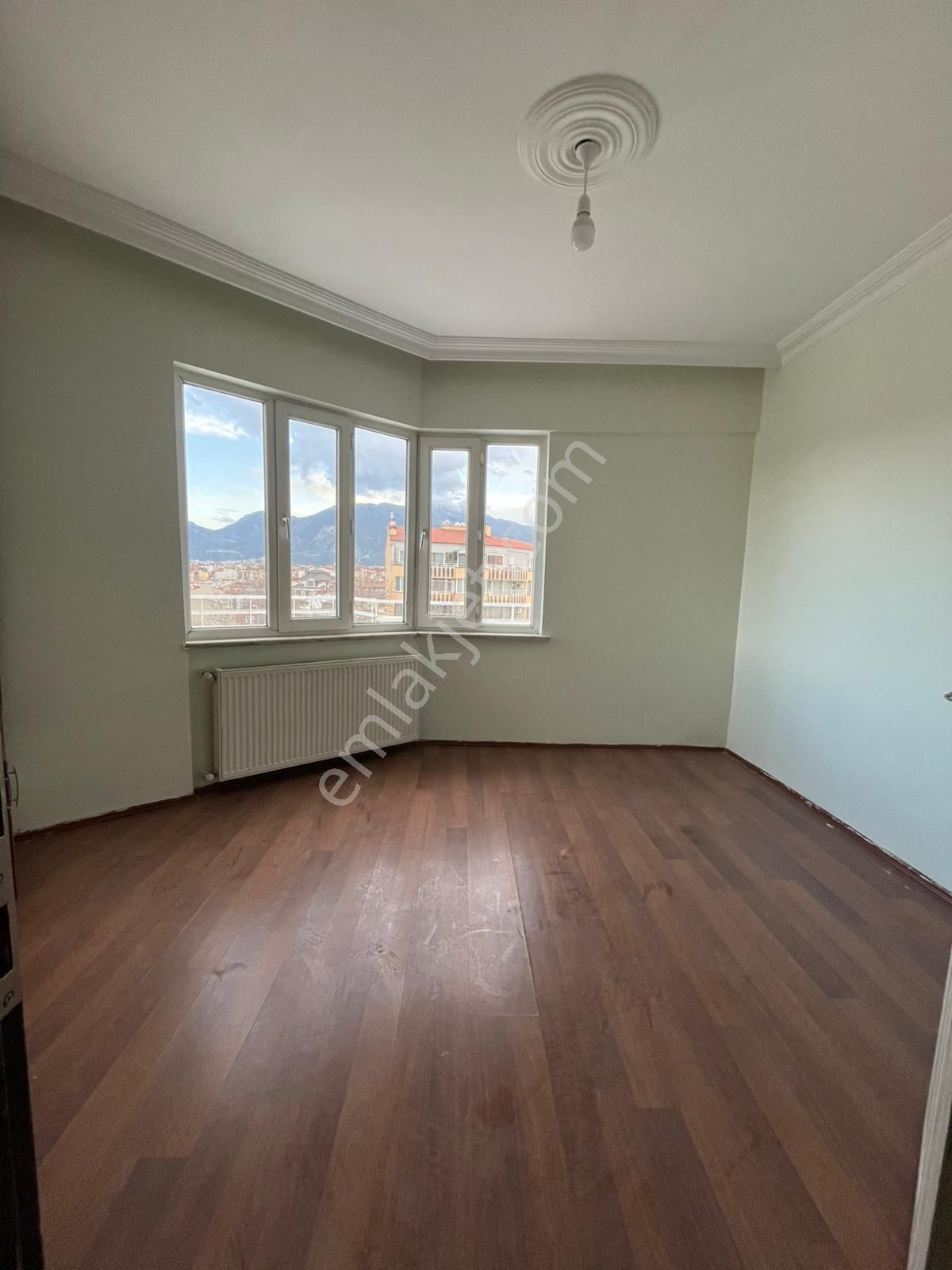 Denizli Merkezde Büyük Teraslı Manzaralı 2+1 Çatı Katı - Görsel 9