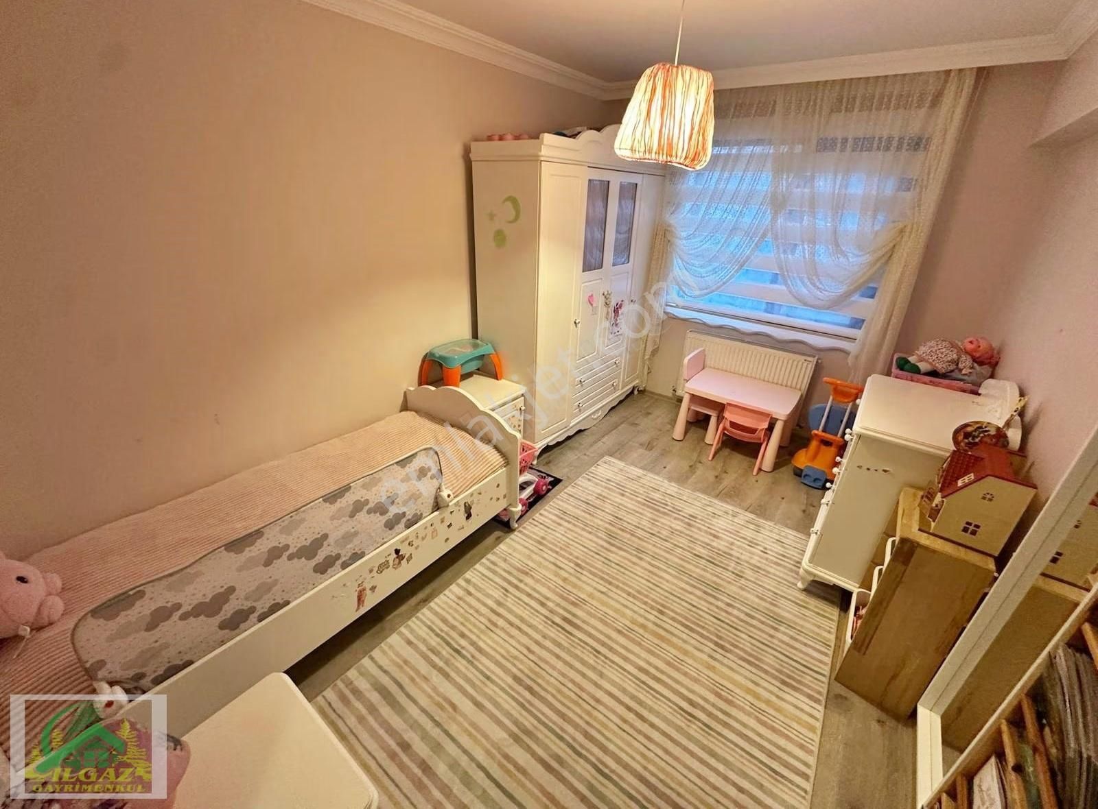 Ayvalı'da Seval Cd. Yakını 4+1 Ara Kat Teras Balkon Lüks Yapılı - Görsel 17