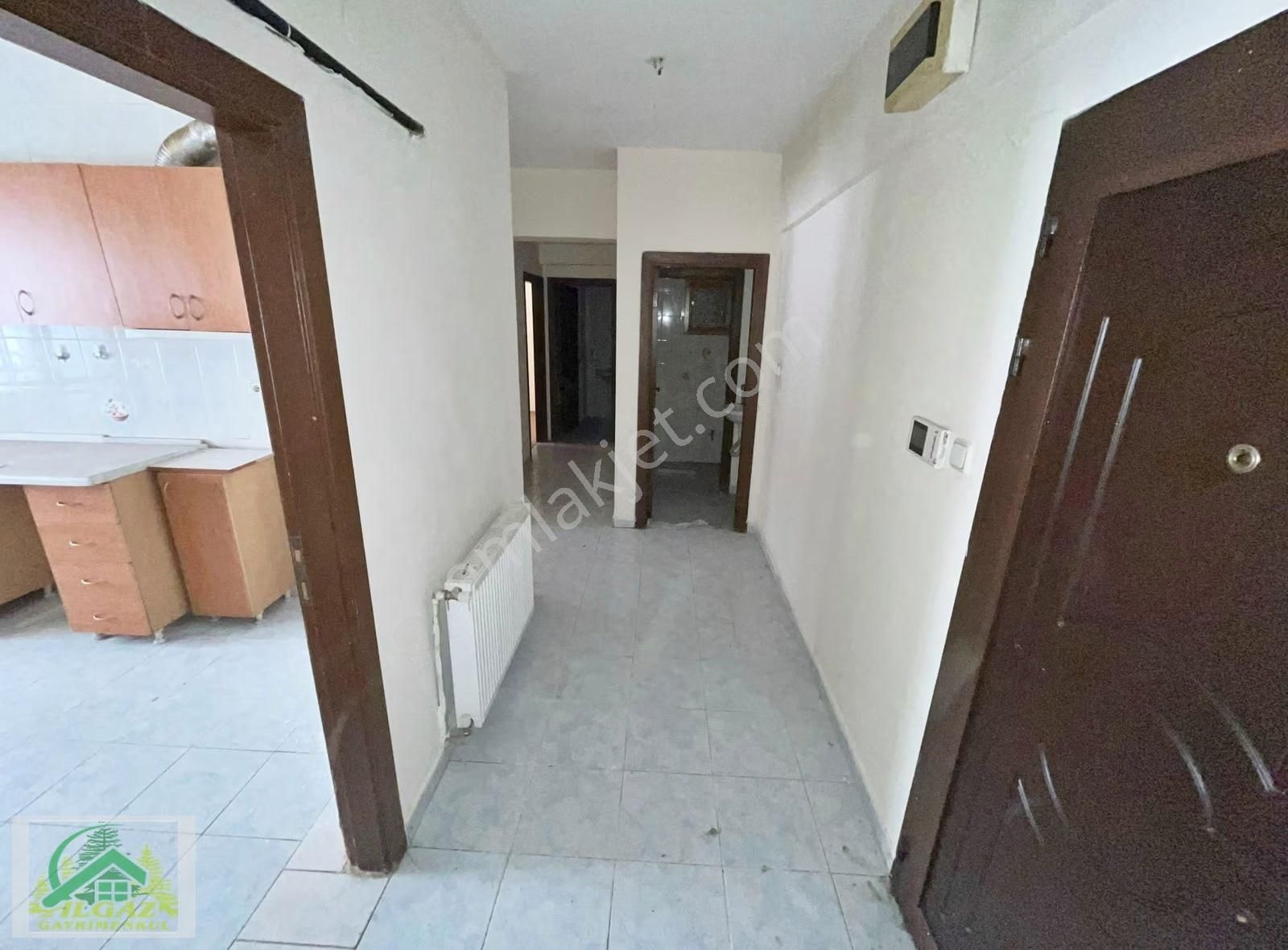 Etlik'te Ara Kat 2+1 Bağımsız Krediye Uygun Fırsat Dairesi ! - Görsel 3