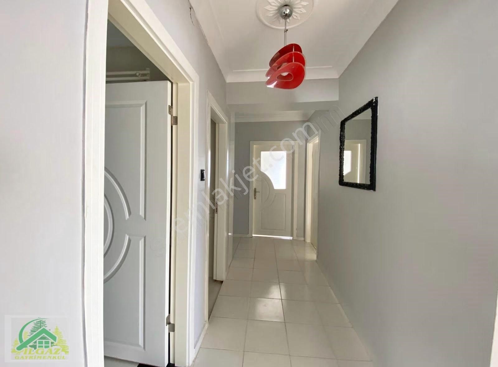 Sancaktepe'de 3+1 Asansörlü Ara Kat 3 Cepheli Kiralık Daire ! - Görsel 10