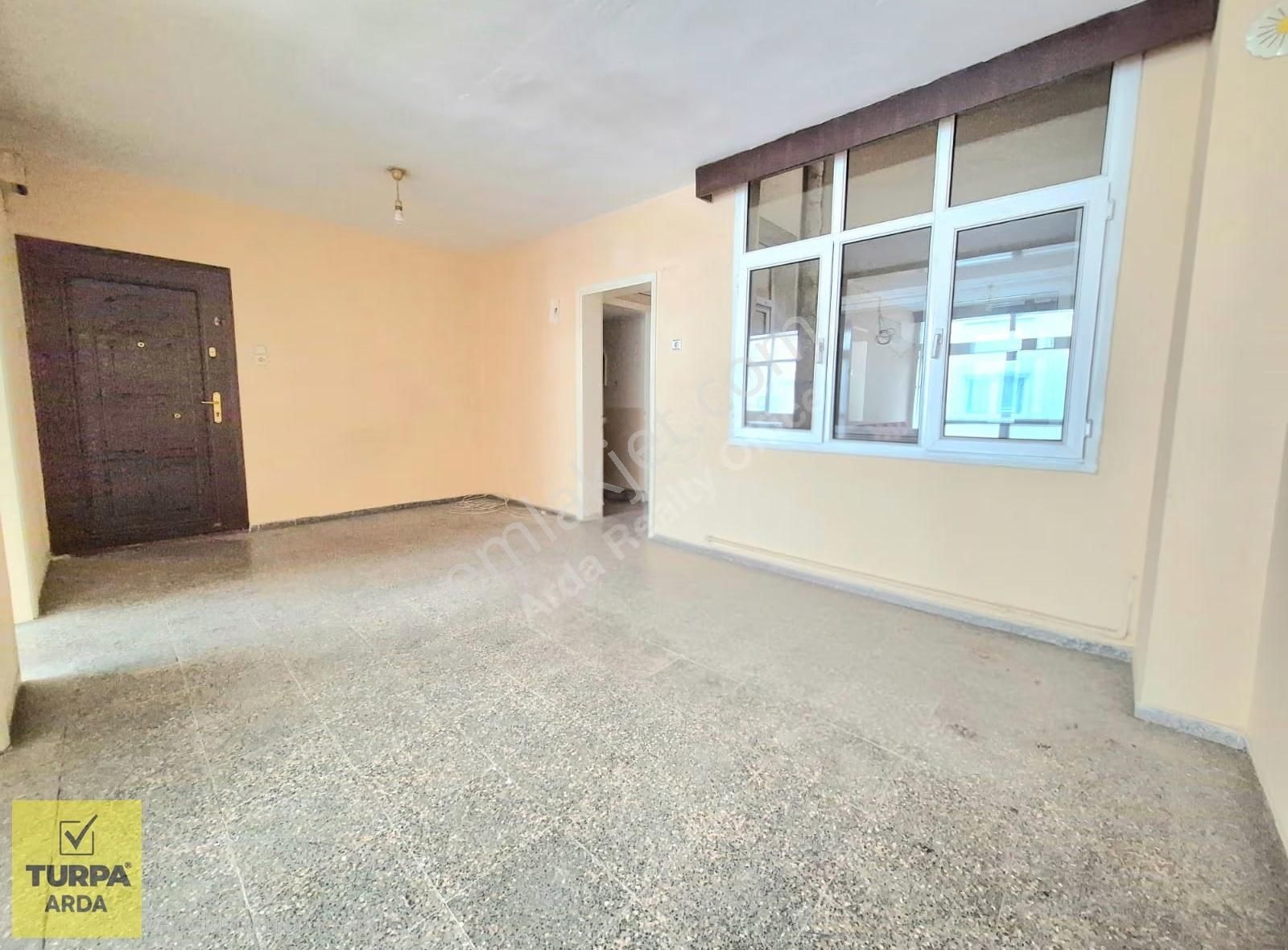 K.yaka Çarşı Ve Yuva Yakını Çift Cephe Balkon Geniş 3+1 150 M2 - Görsel 13