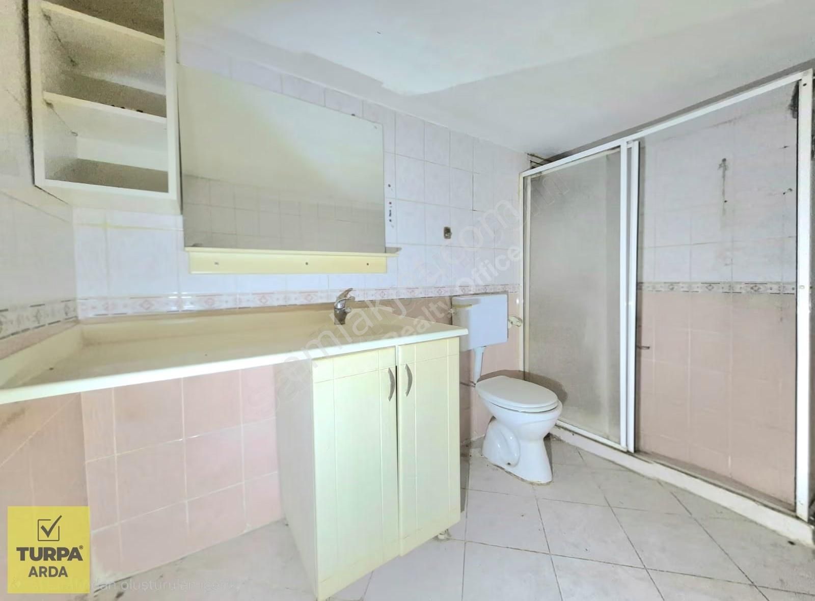 K.yaka Çarşı Ve Yuva Yakını Çift Cephe Balkon Geniş 3+1 150 M2 - Görsel 7