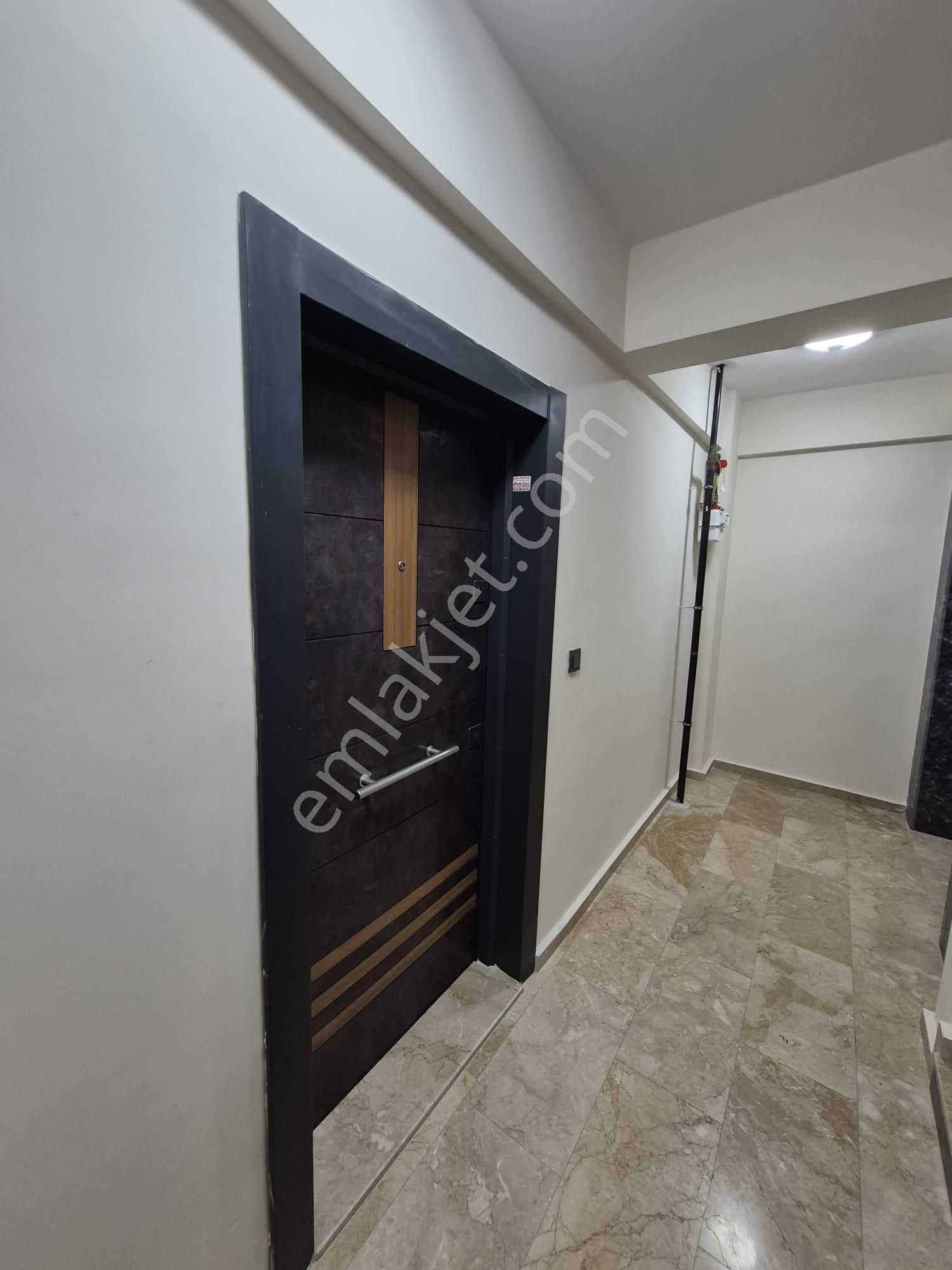 Buca Laleli Mahallesi//uçanyolyakını/asansörlü//m.caddesine 50metre//2yıllık//2+1//4.kat - Görsel 15