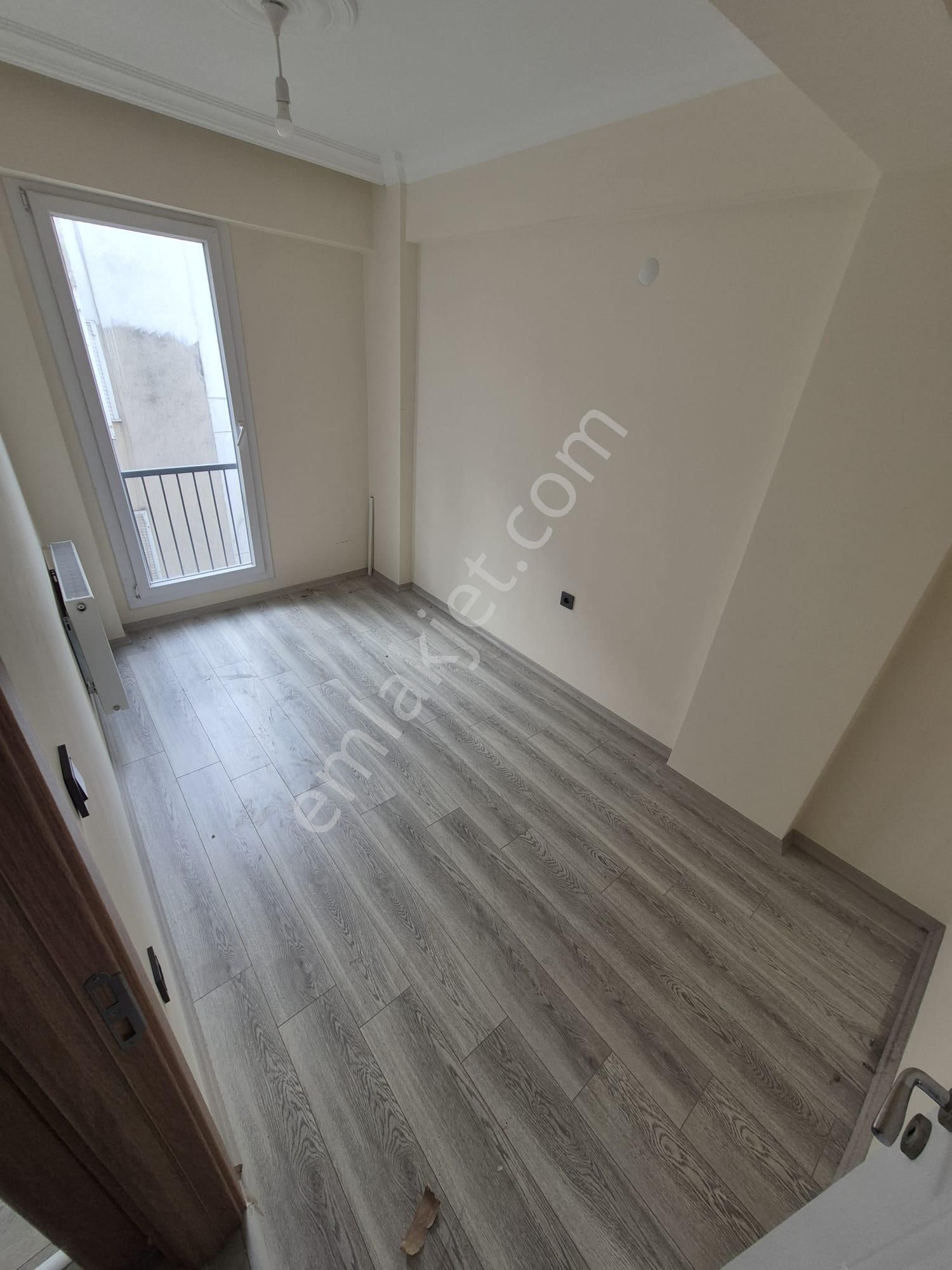 Buca Laleli Mahallesi//uçanyolyakını/asansörlü//m.caddesine 50metre//2yıllık//2+1//4.kat - Görsel 11