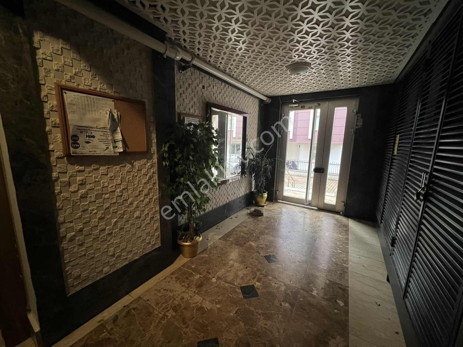Hurma'da Ara Kat Kiralık 3+1 Ayrı Mutfak Havuzlu Daire - Görsel 7