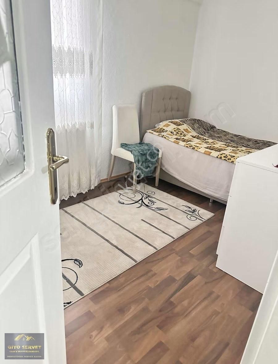 Yüzbaşı İbrahim Hakkı Caddesi Doğalgazlı 3+1 Daire - Görsel 3