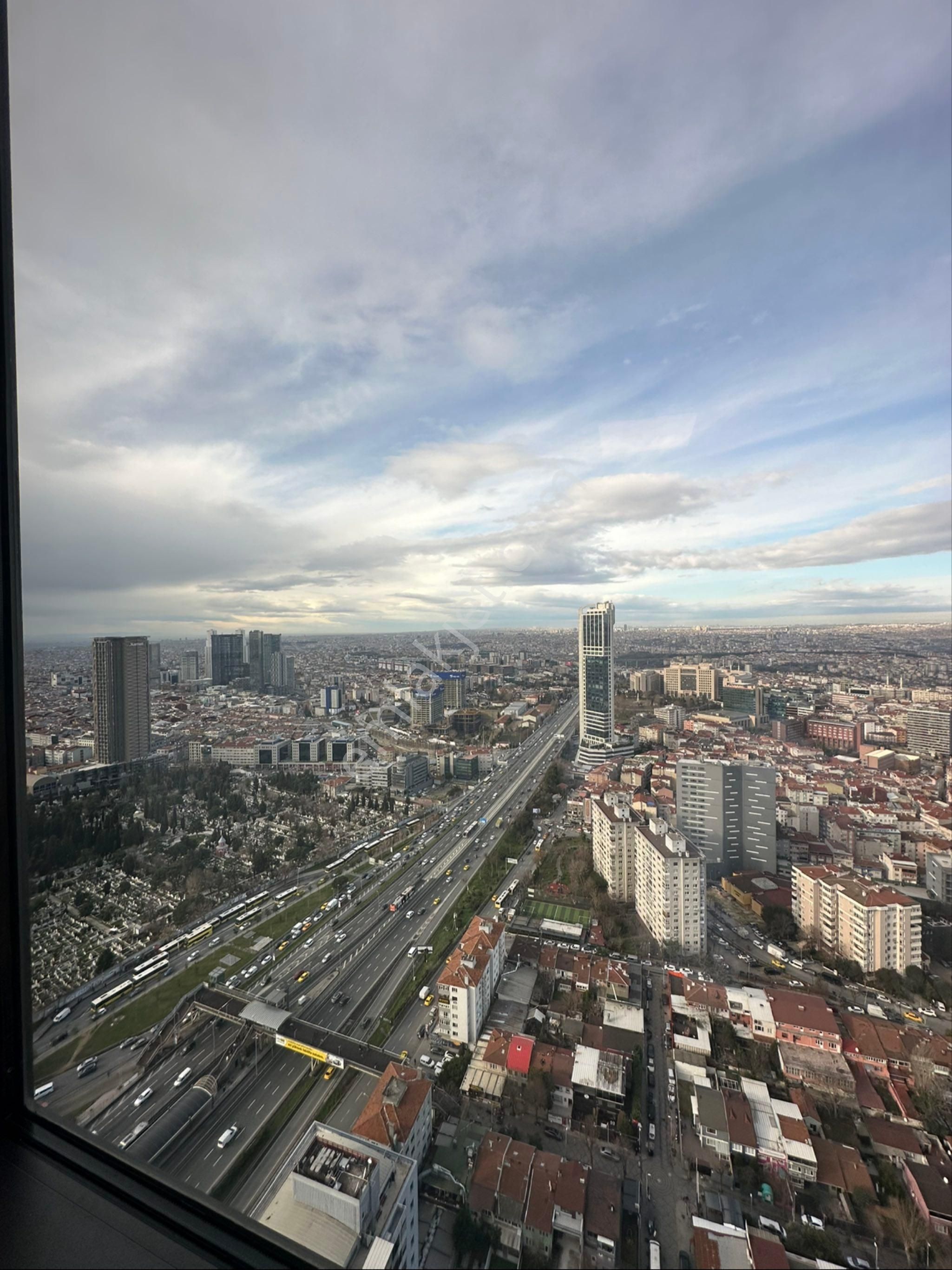 Trump Tower,da Kiralık Ofis - Görsel 10