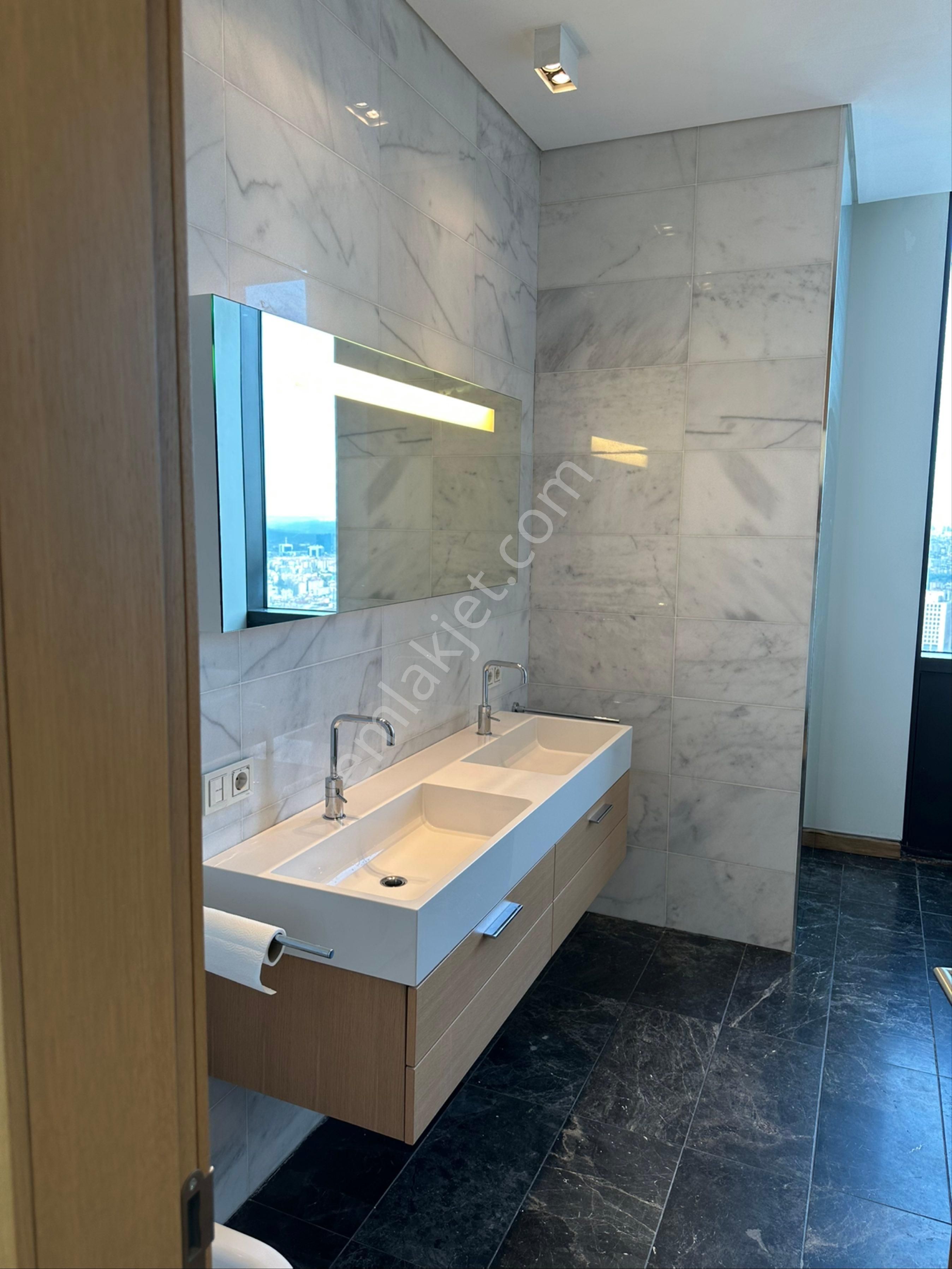 Trump Tower,da Kiralık Ofis - Görsel 4