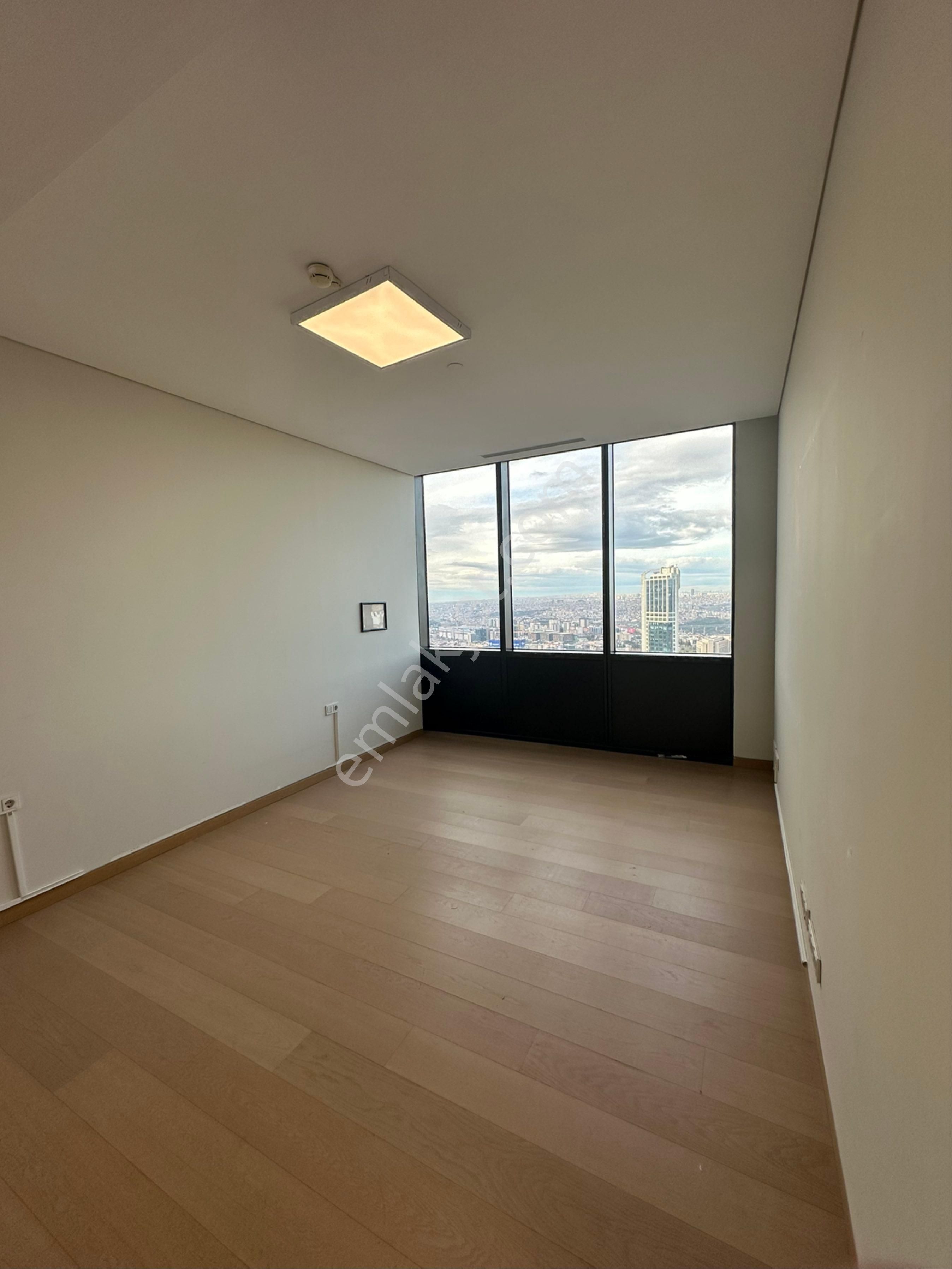 Trump Tower,da Kiralık Ofis - Görsel 11