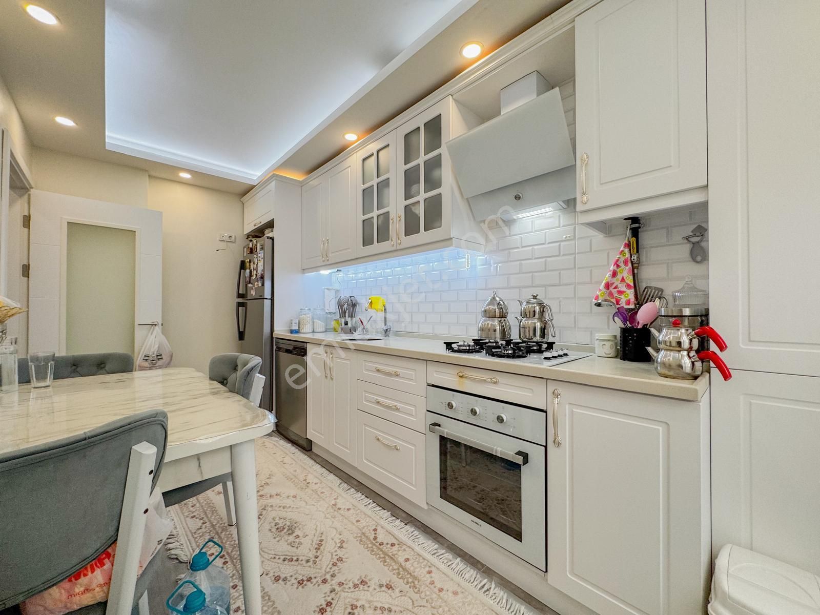 Bahçelievler Yayla Merkez Yakını 2+1 Ara Kat 4 Yıllık Bina - Görsel 22