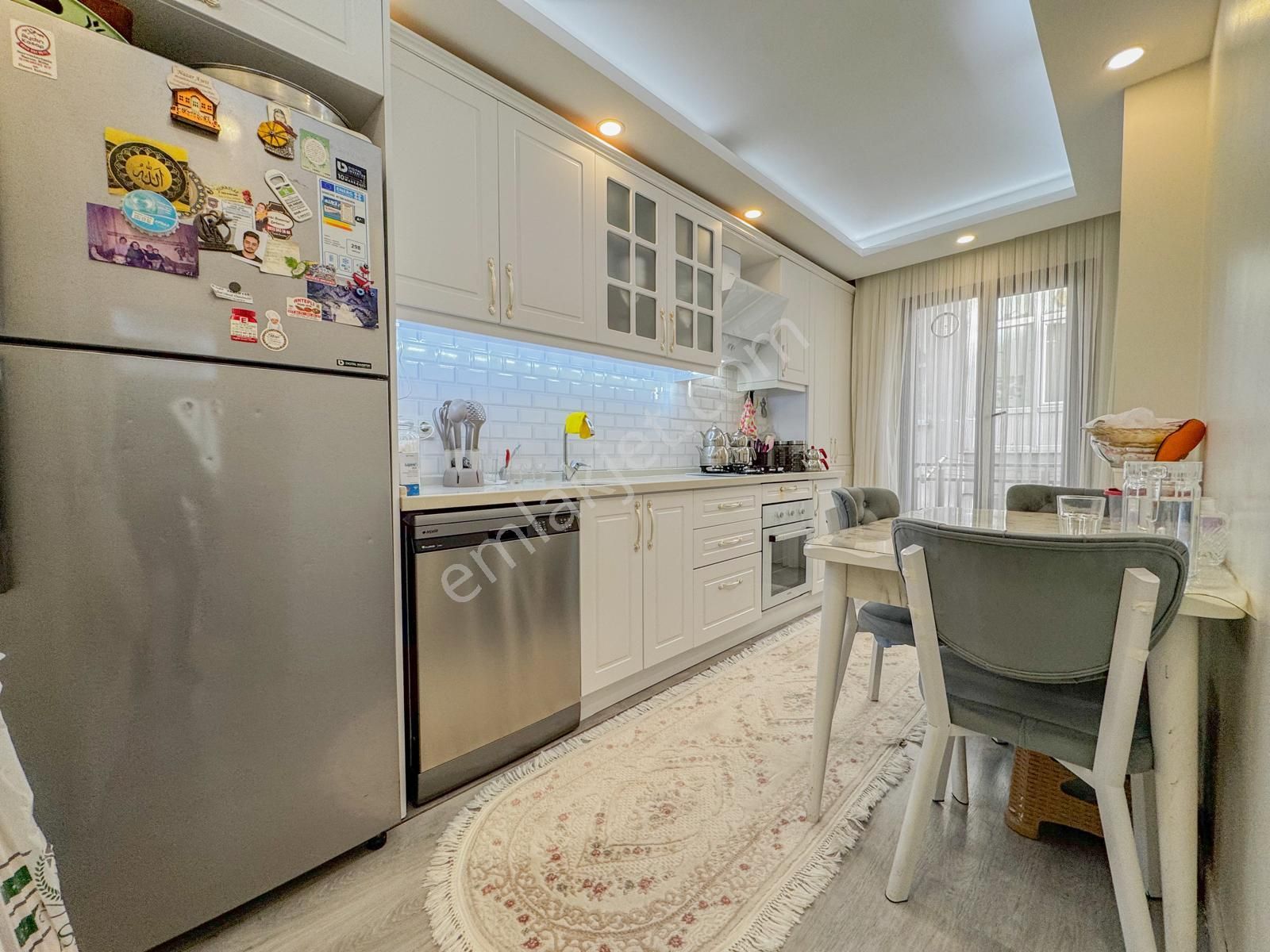 Bahçelievler Yayla Merkez Yakını 2+1 Ara Kat 4 Yıllık Bina - Görsel 25