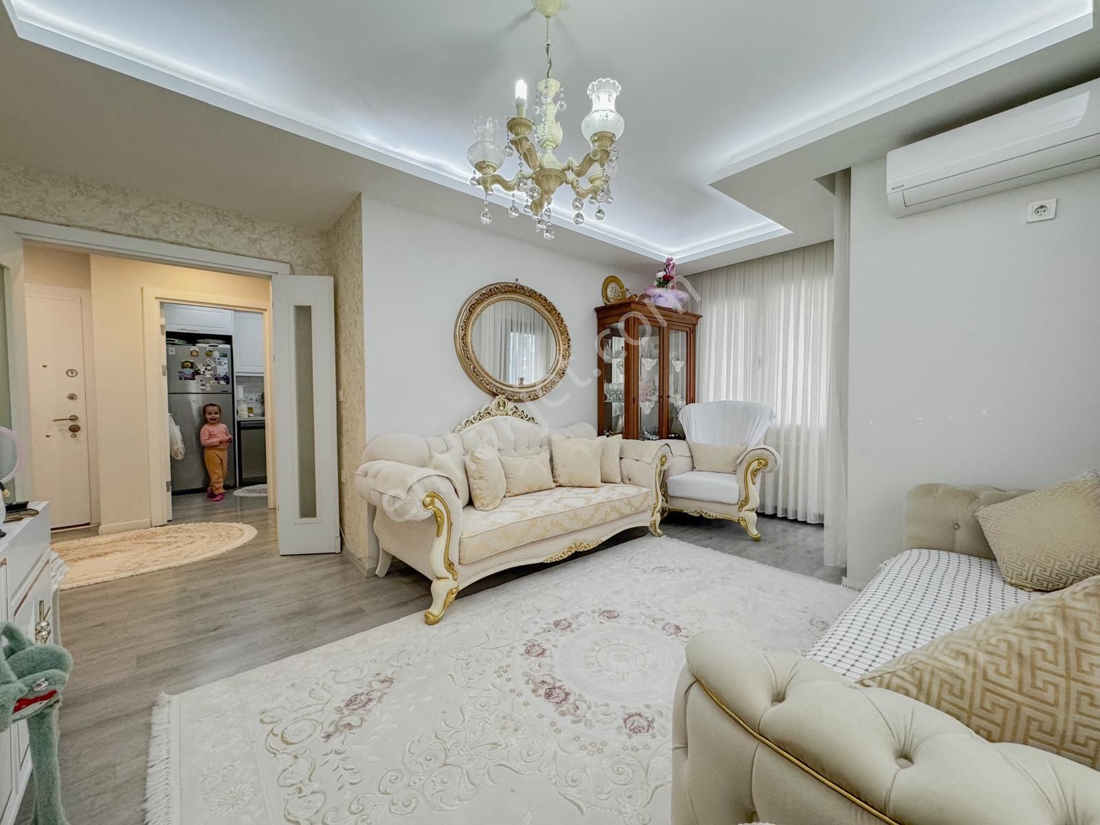 Bahçelievler Yayla Merkez Yakını 2+1 Ara Kat 4 Yıllık Bina - Görsel 4