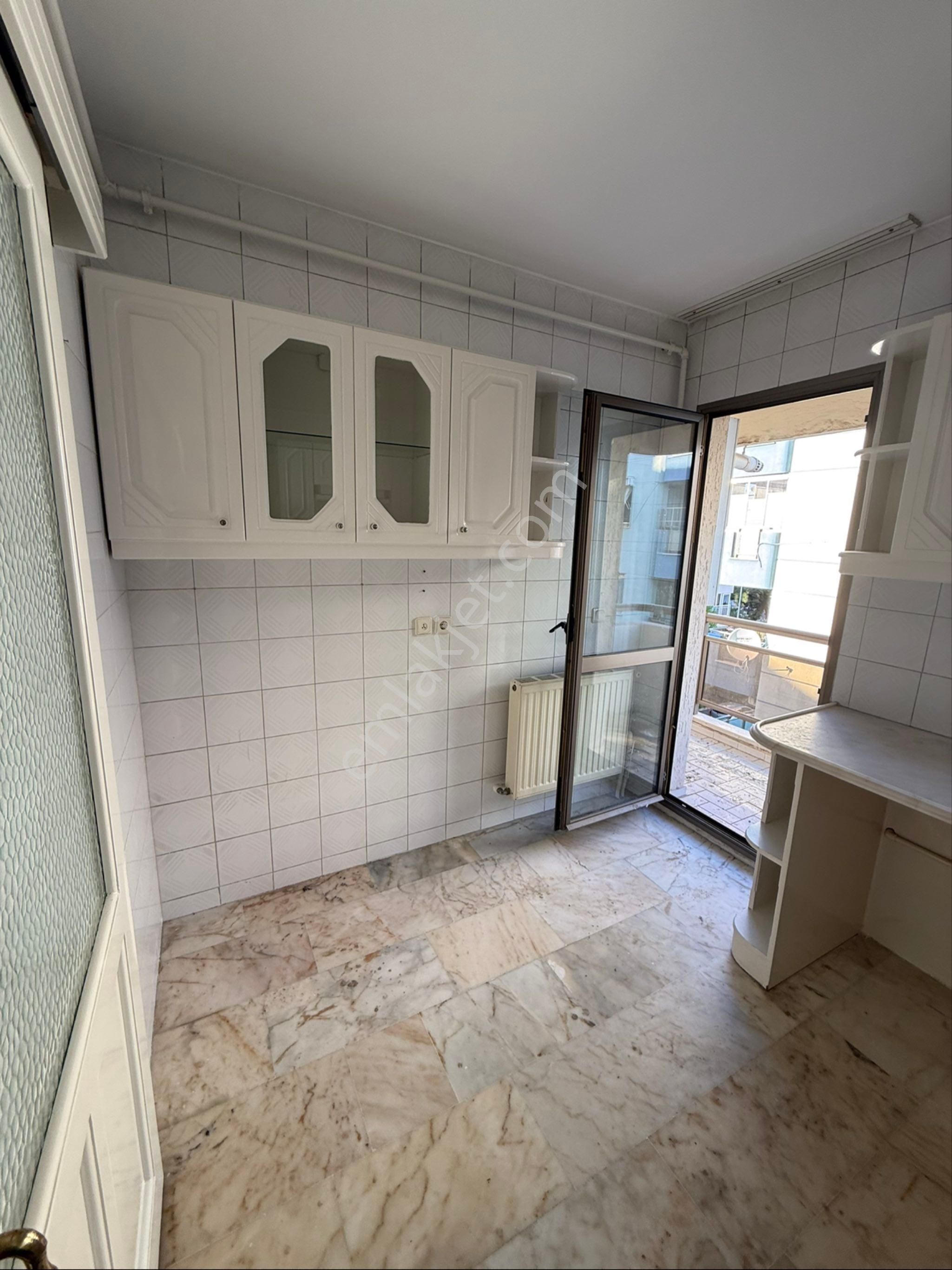 Sahibinden/bostanlı Hüseyin Yurttaş Sokak/aydınlık 3+1 Kiralık - Görsel 6
