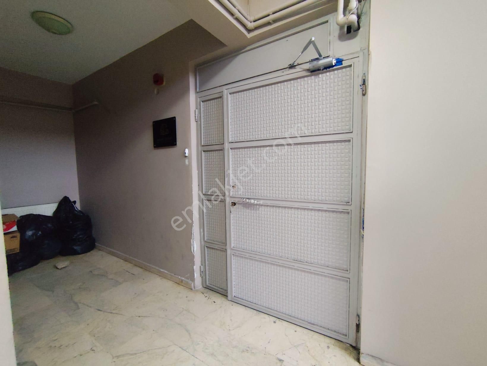 Mertcan Dan E5' Paralel 450m2 Kullanıma Hazır Kiralık İş Yeri - Görsel 24