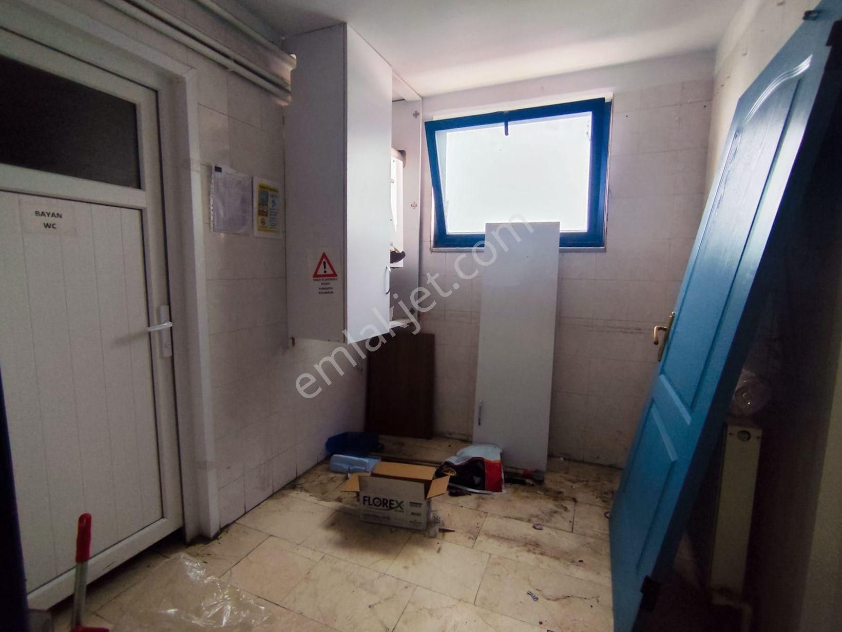 Mertcan Dan E5' Paralel 450m2 Kullanıma Hazır Kiralık İş Yeri - Görsel 30