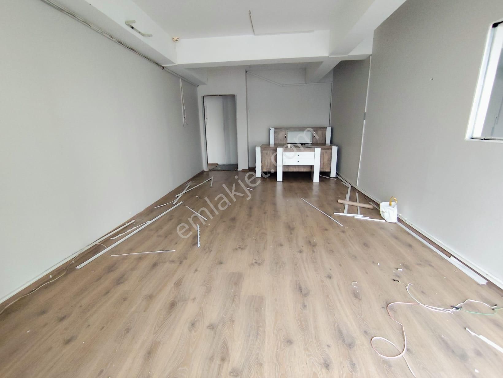 Mertcan Dan E5' Paralel 450m2 Kullanıma Hazır Kiralık İş Yeri - Görsel 10