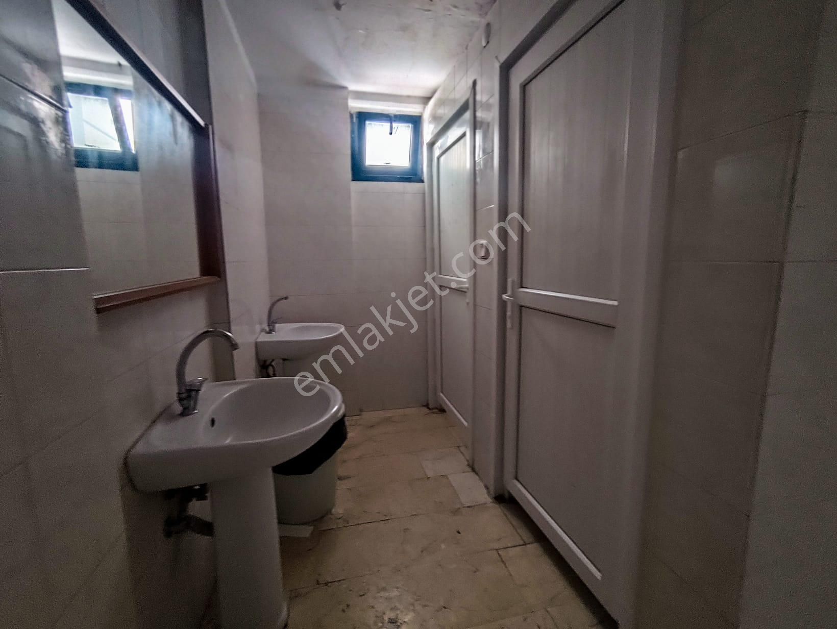 Mertcan Dan E5' Paralel 450m2 Kullanıma Hazır Kiralık İş Yeri - Görsel 25