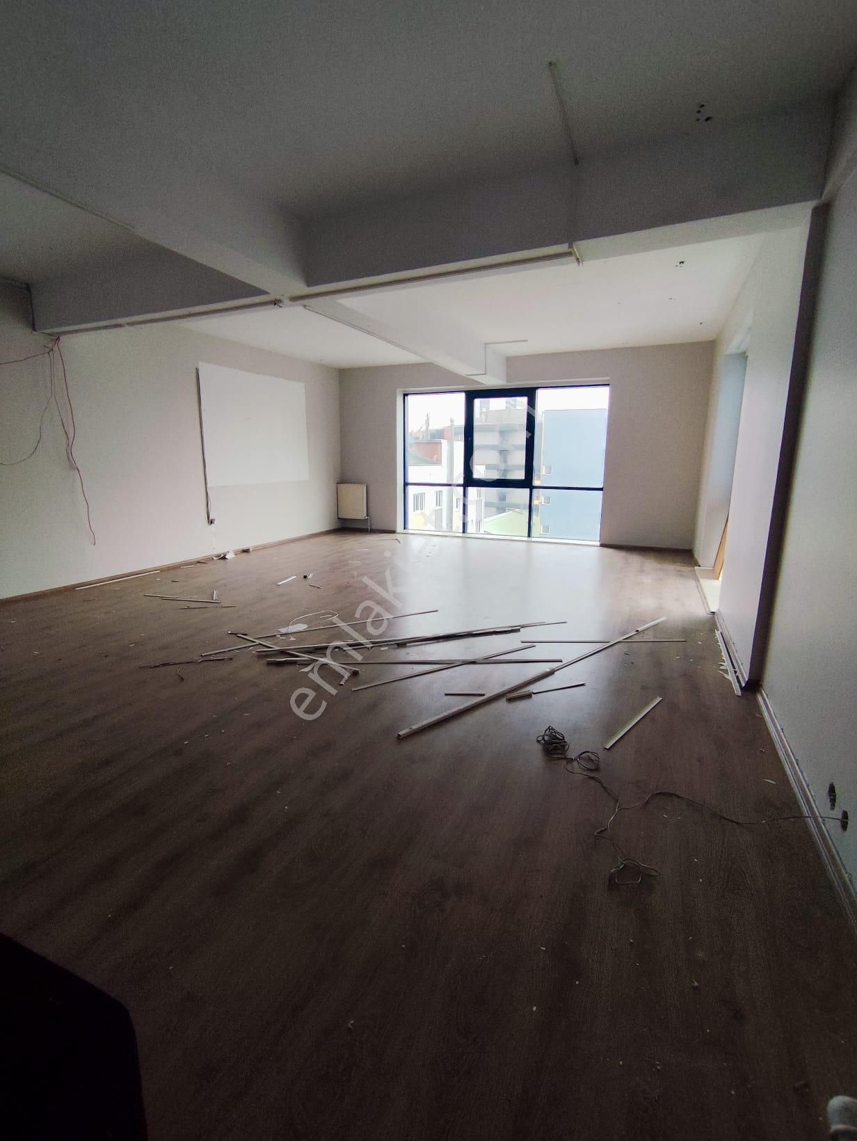 Mertcan Dan E5' Paralel 450m2 Kullanıma Hazır Kiralık İş Yeri - Görsel 8